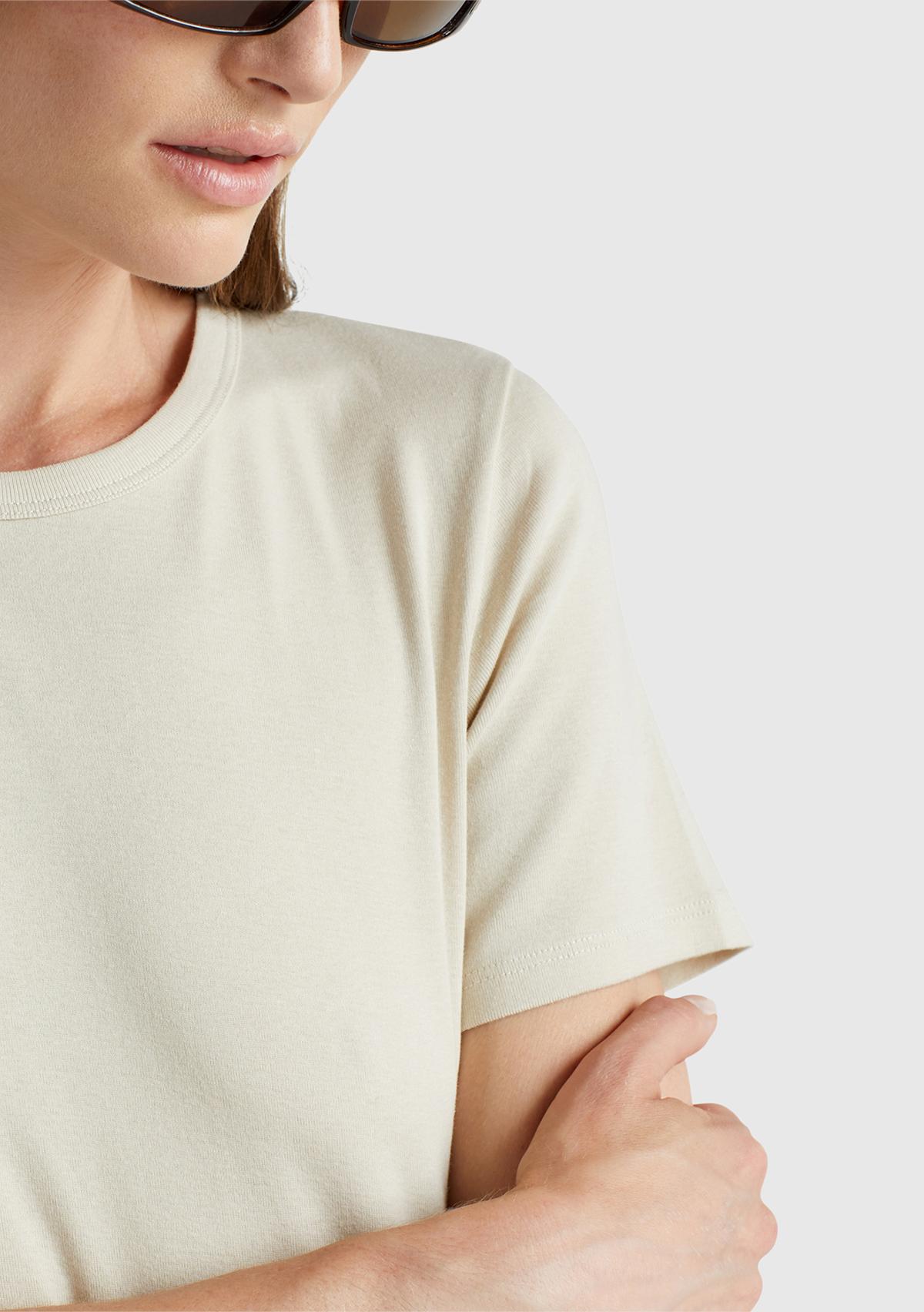 Kadın Krem %100 Koton Basic Kısa Kollu Bisiklet Yaka T-Shirt