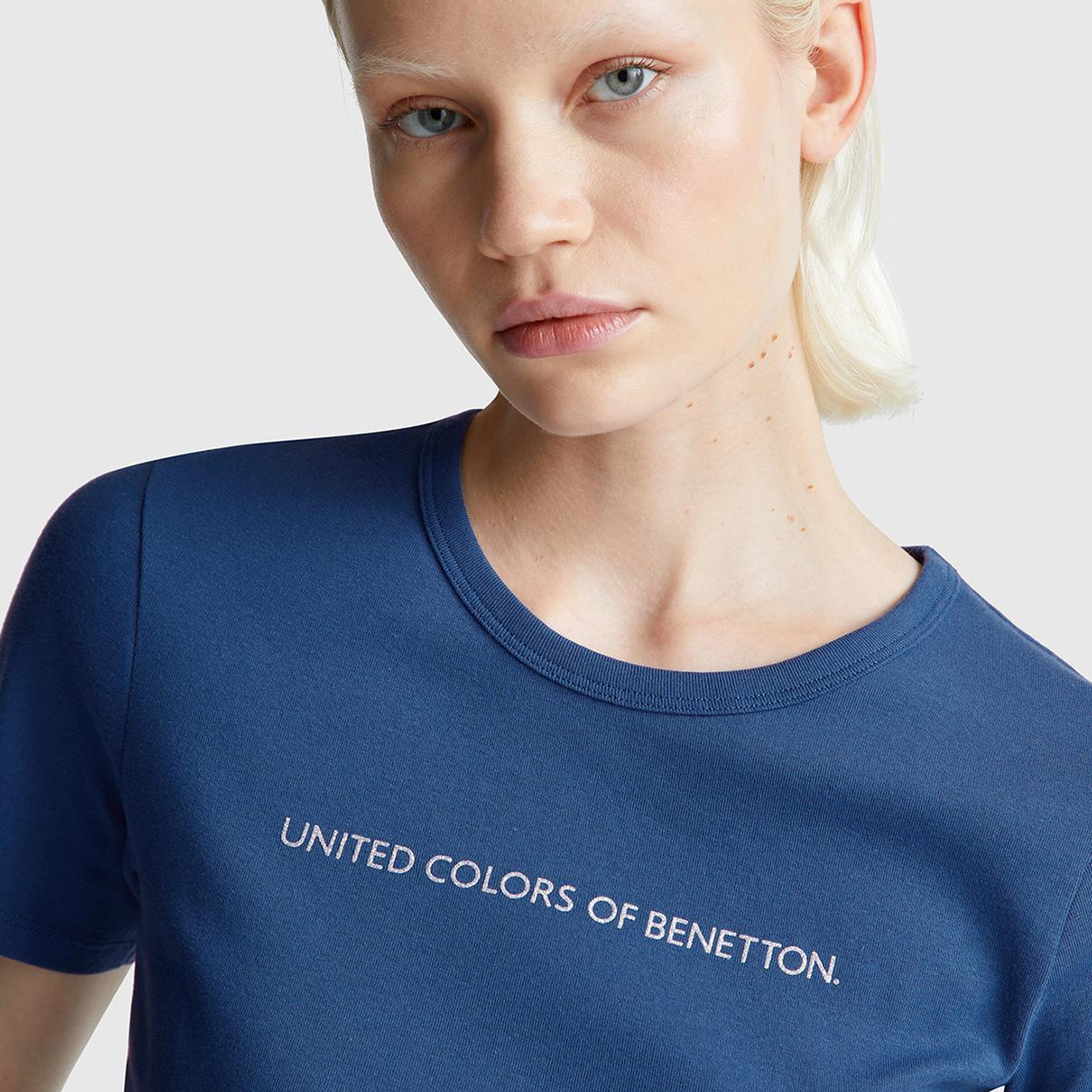 Kadın İndigo Mavisi %100 Koton Benetton Yazılı Basic T-Shirt