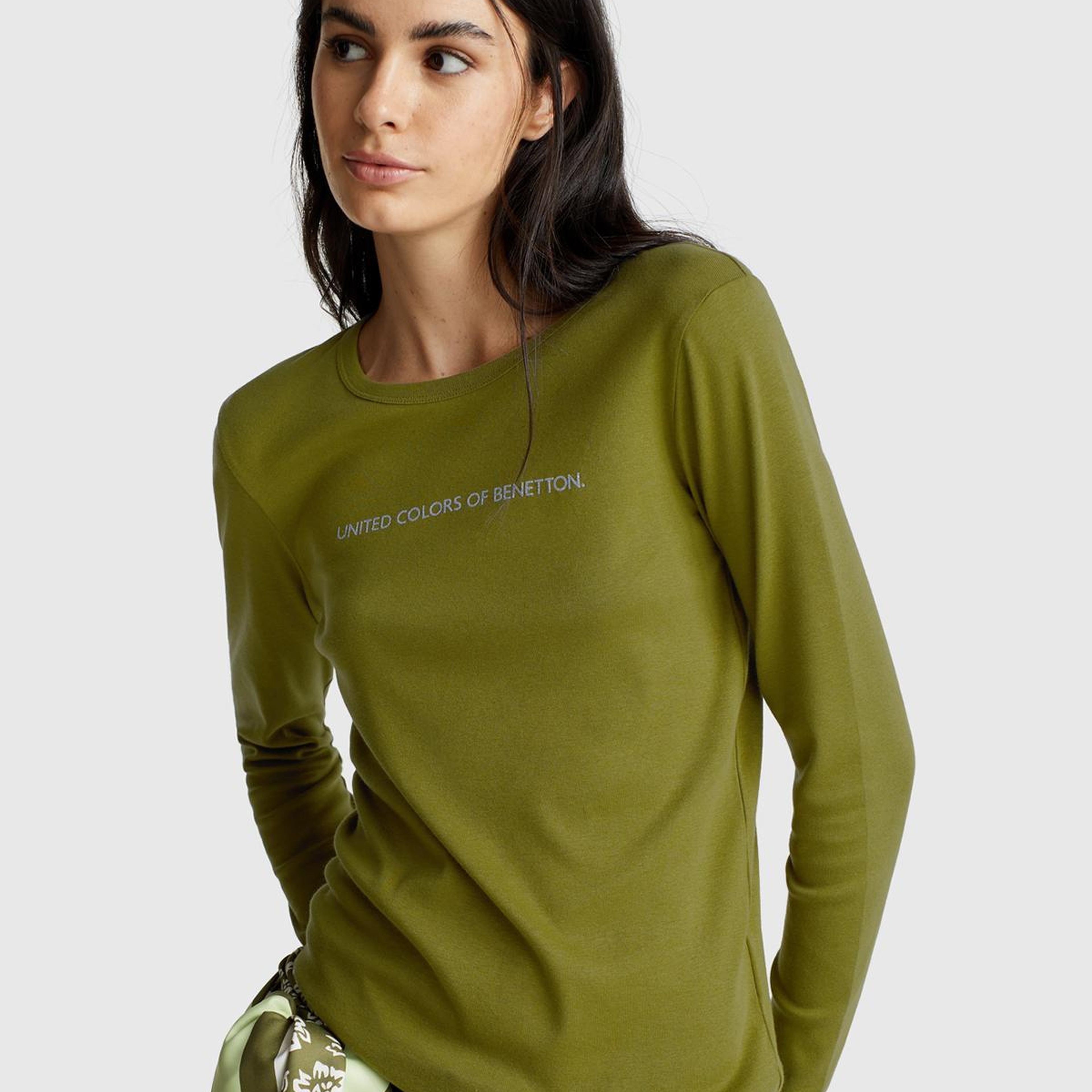 Kadın Haki Yeşili %100 Koton Bisiklet Yaka Benetton Yazılı Uzun Kollu T-Shirt