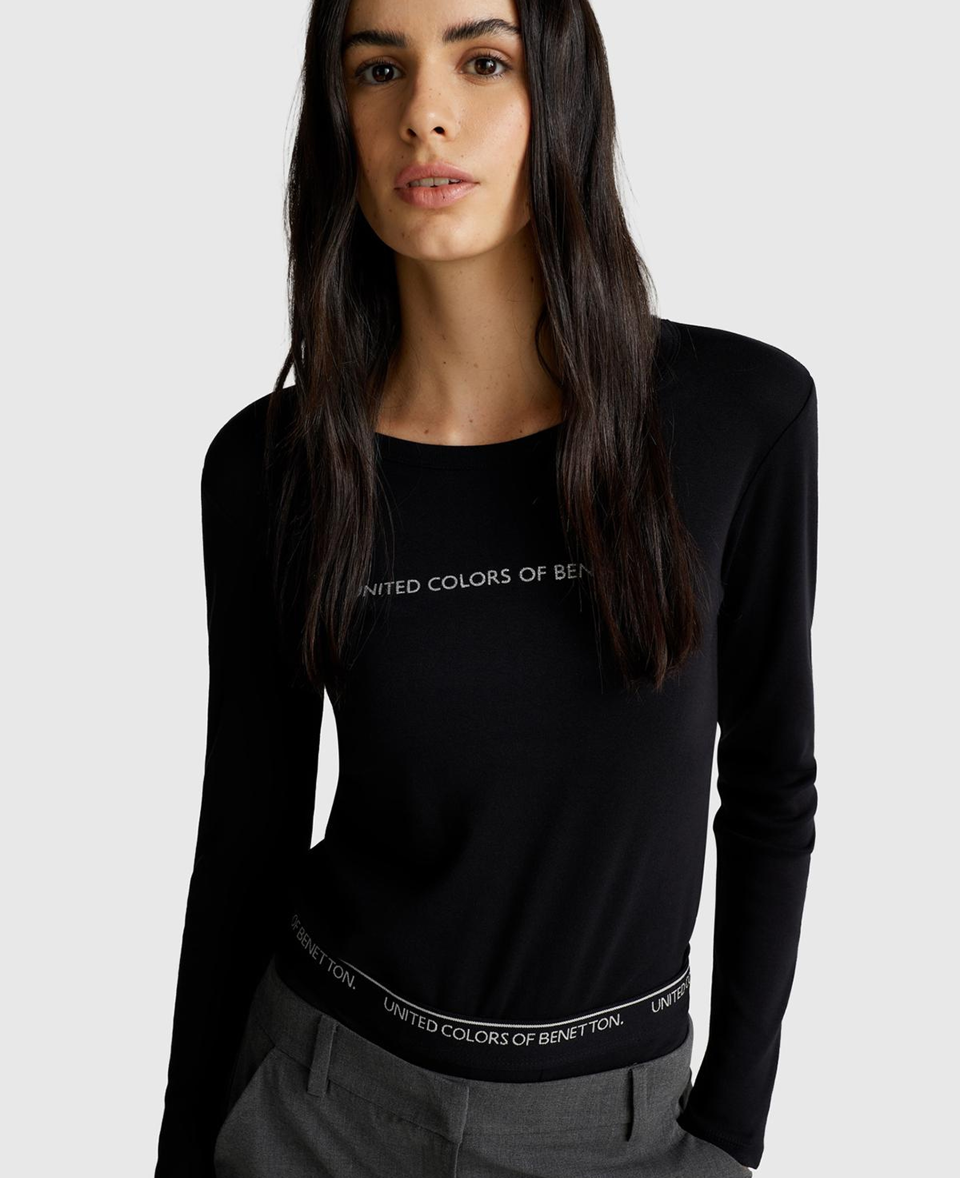 Kadın Siyah %100 Koton Bisiklet Yaka Benetton Yazılı Uzun Kollu T-Shirt
