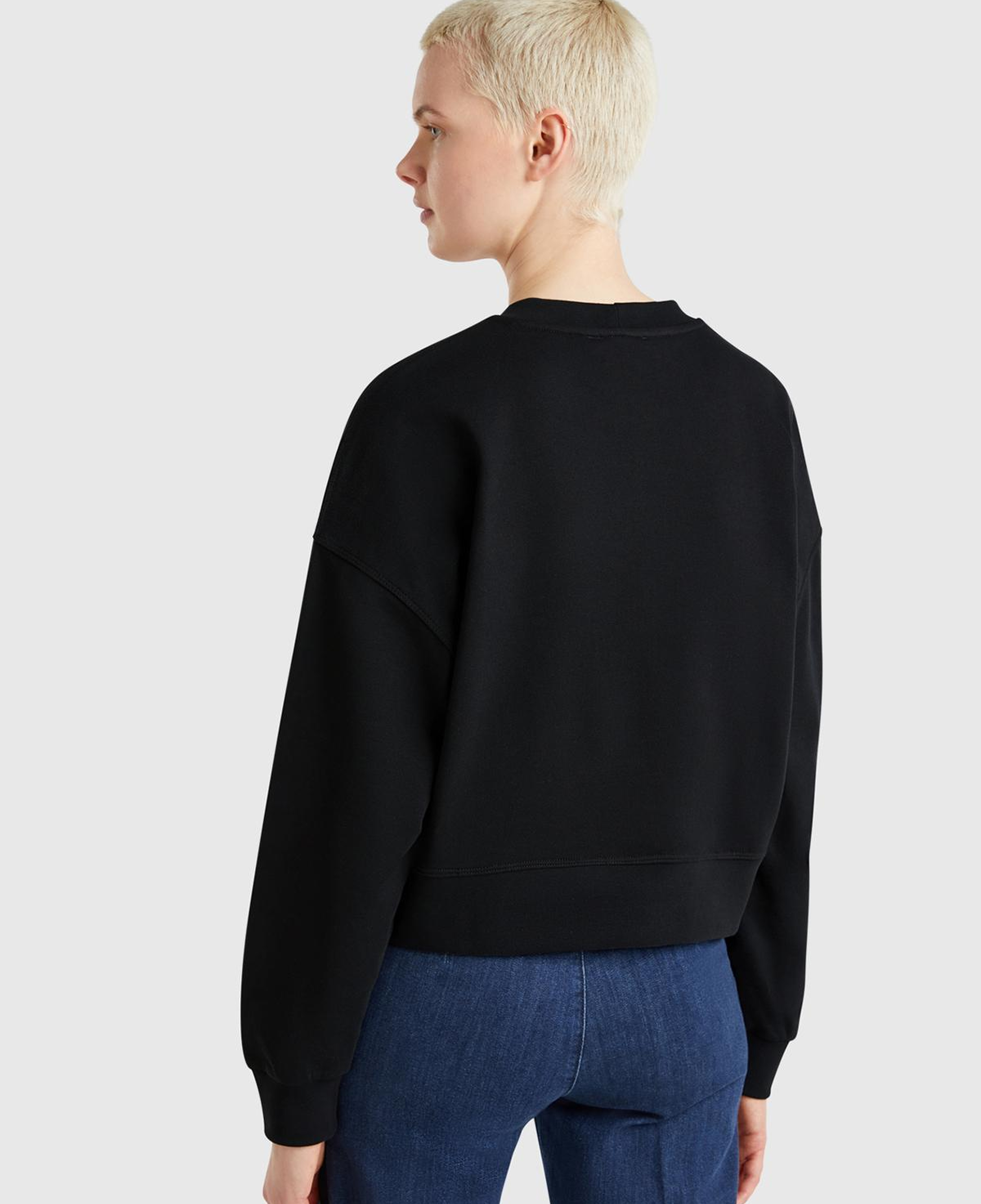 Kadın Siyah %100 Pamuk Ribana Detaylı Bisiklet Yaka Sweatshirt