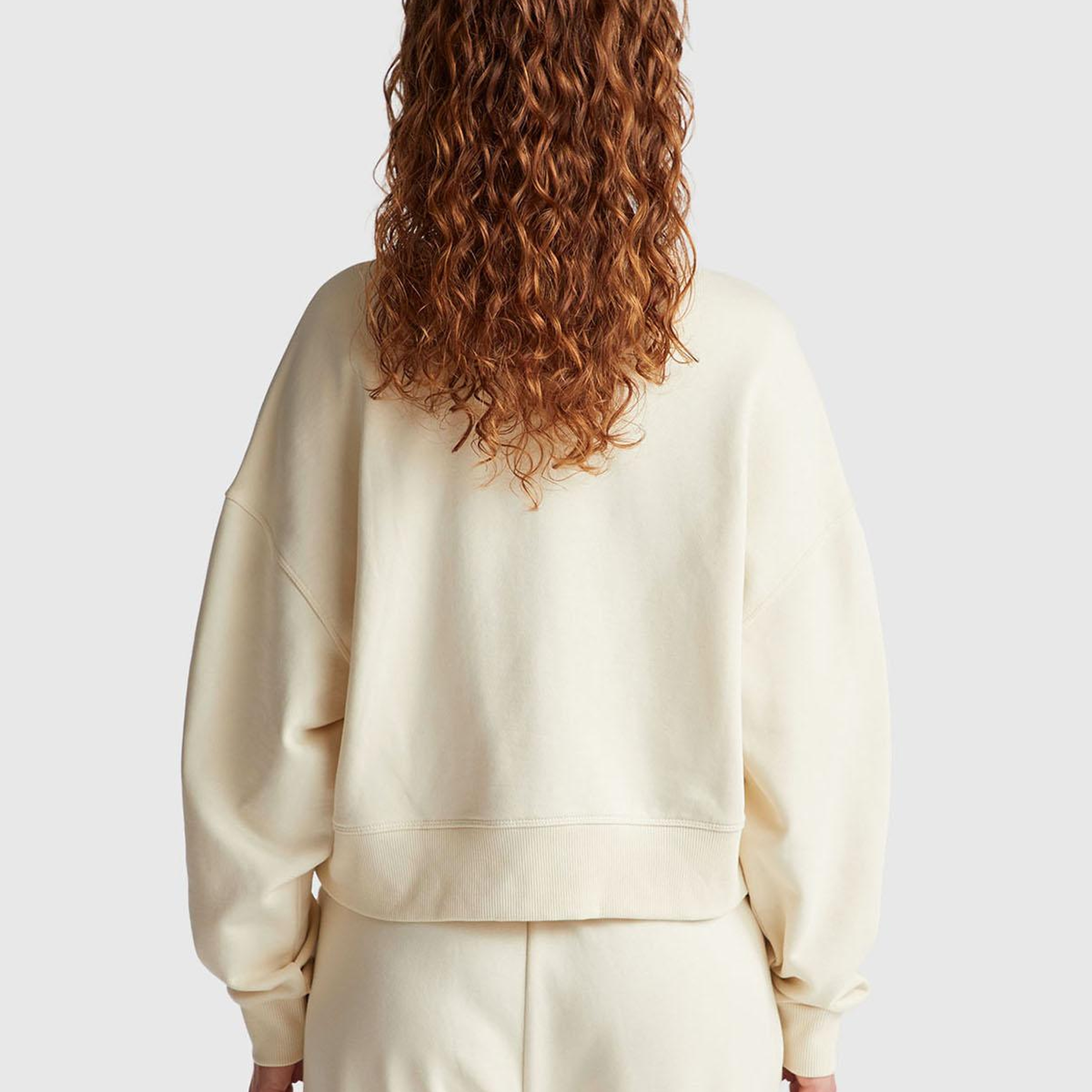 Kadın Krem %100 Pamuk Ribana Detaylı Bisiklet Yaka Sweatshirt