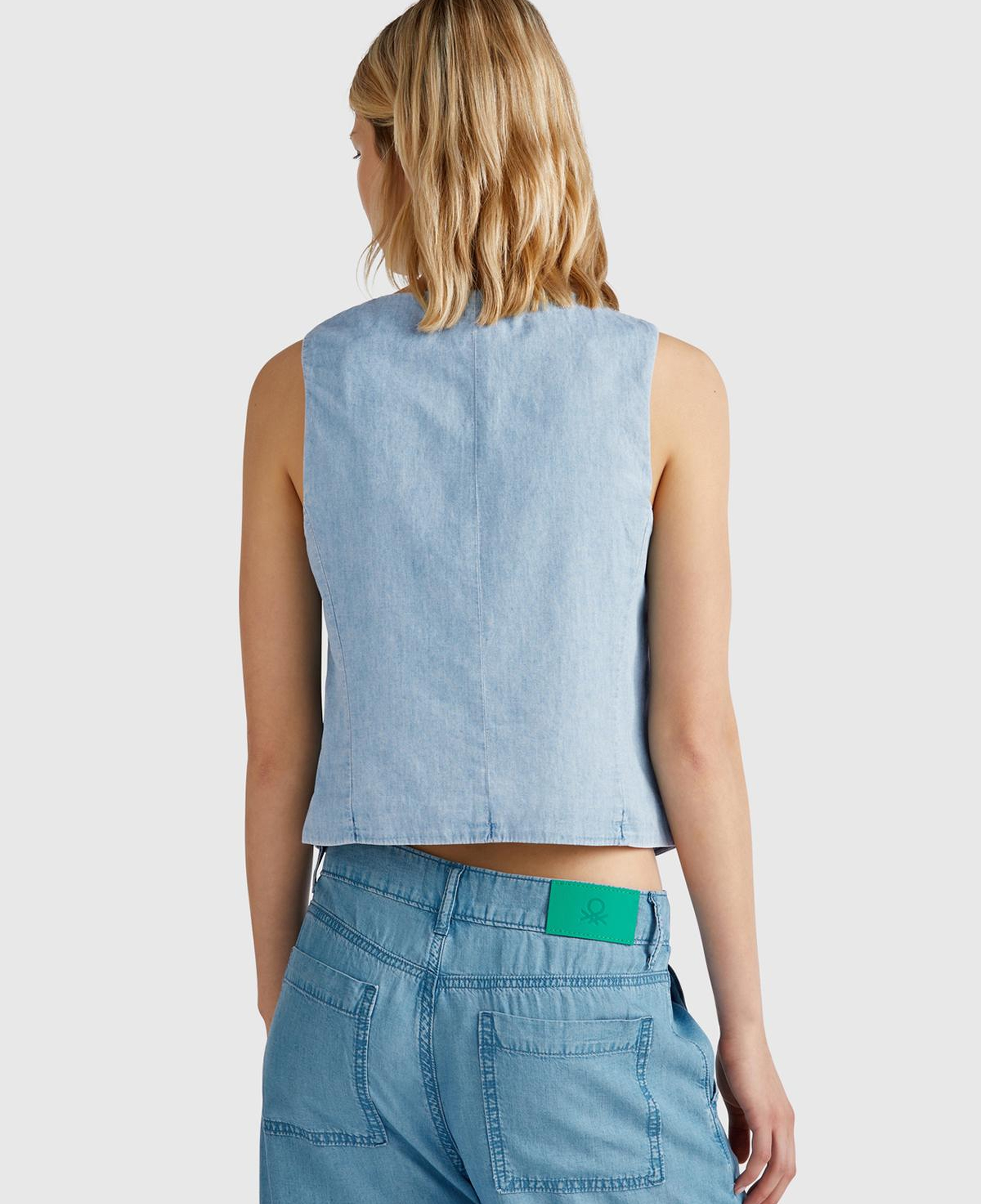 Kadın Açık Mavi %100 Koton Şamre Denim Yelek