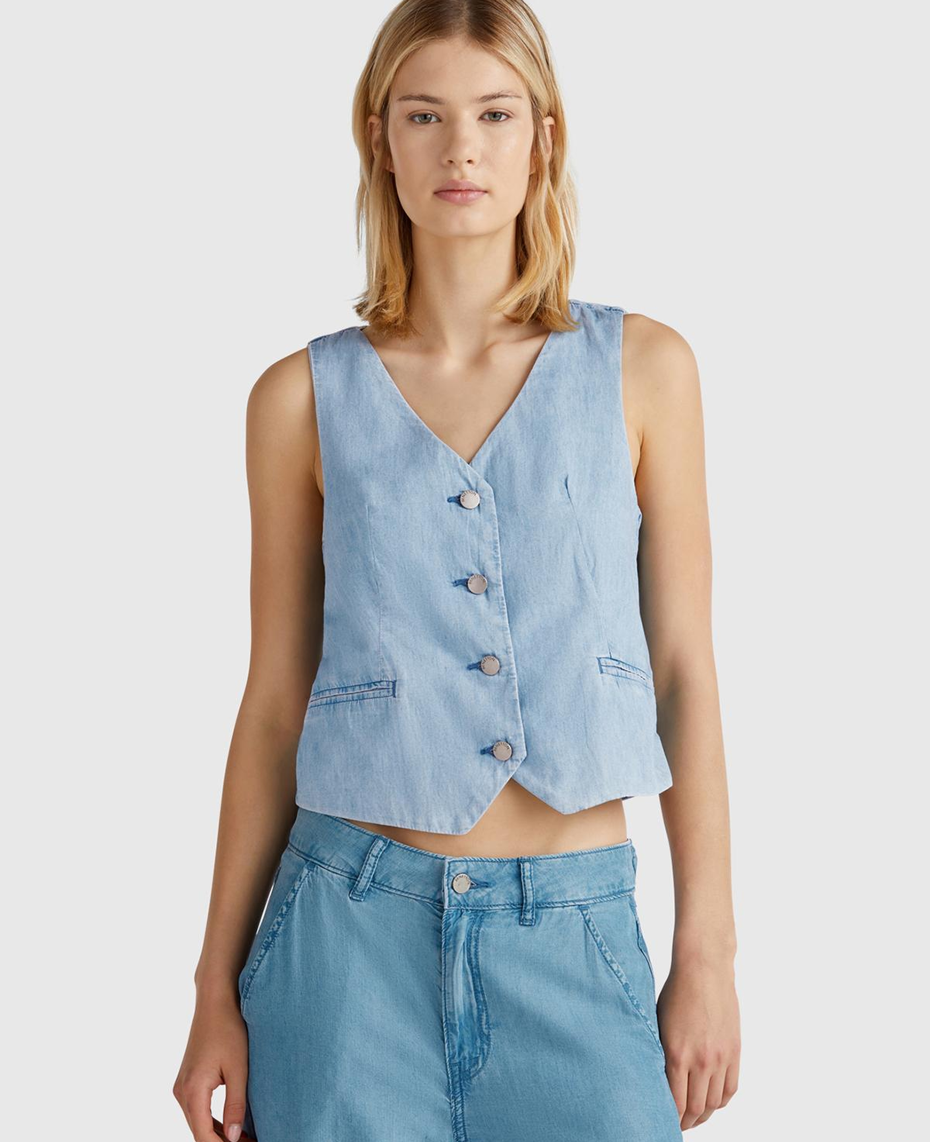 Kadın Açık Mavi %100 Koton Şamre Denim Yelek