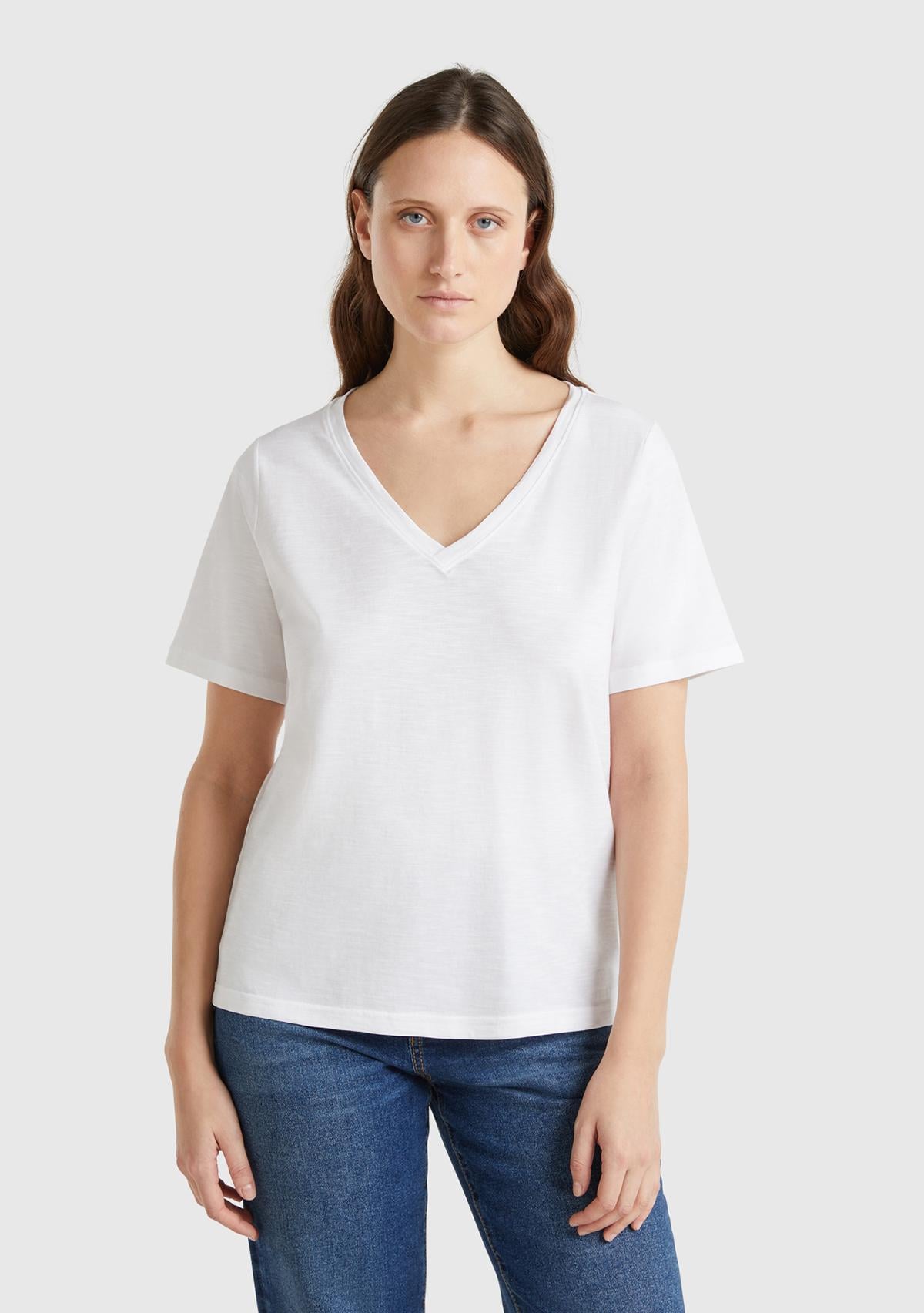Kadın Beyaz %100 Koton V Yaka Slub T-Shirt