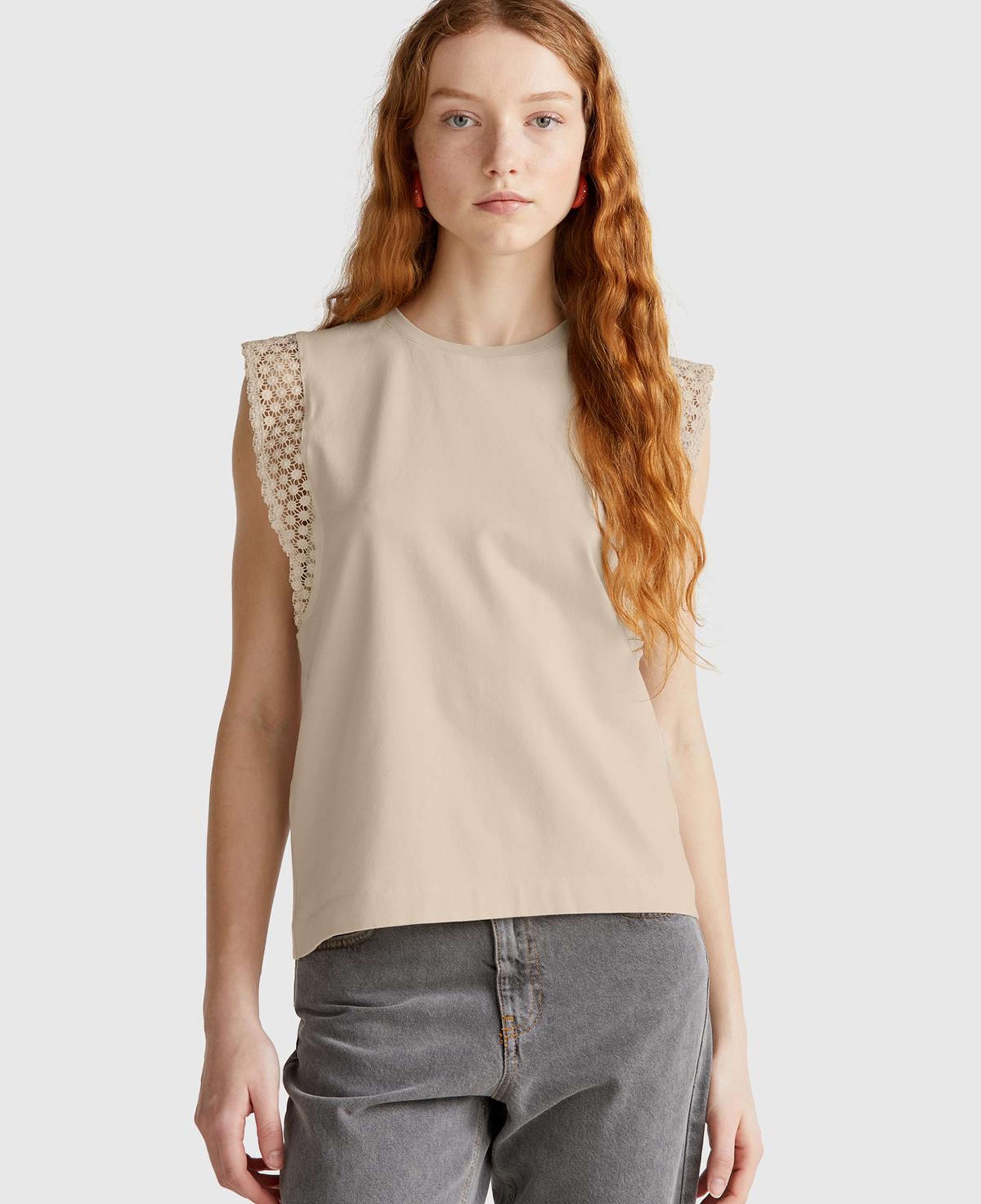 Kadın Taş Rengi Dantel Detaylı Kolsuz Esnek T-Shirt