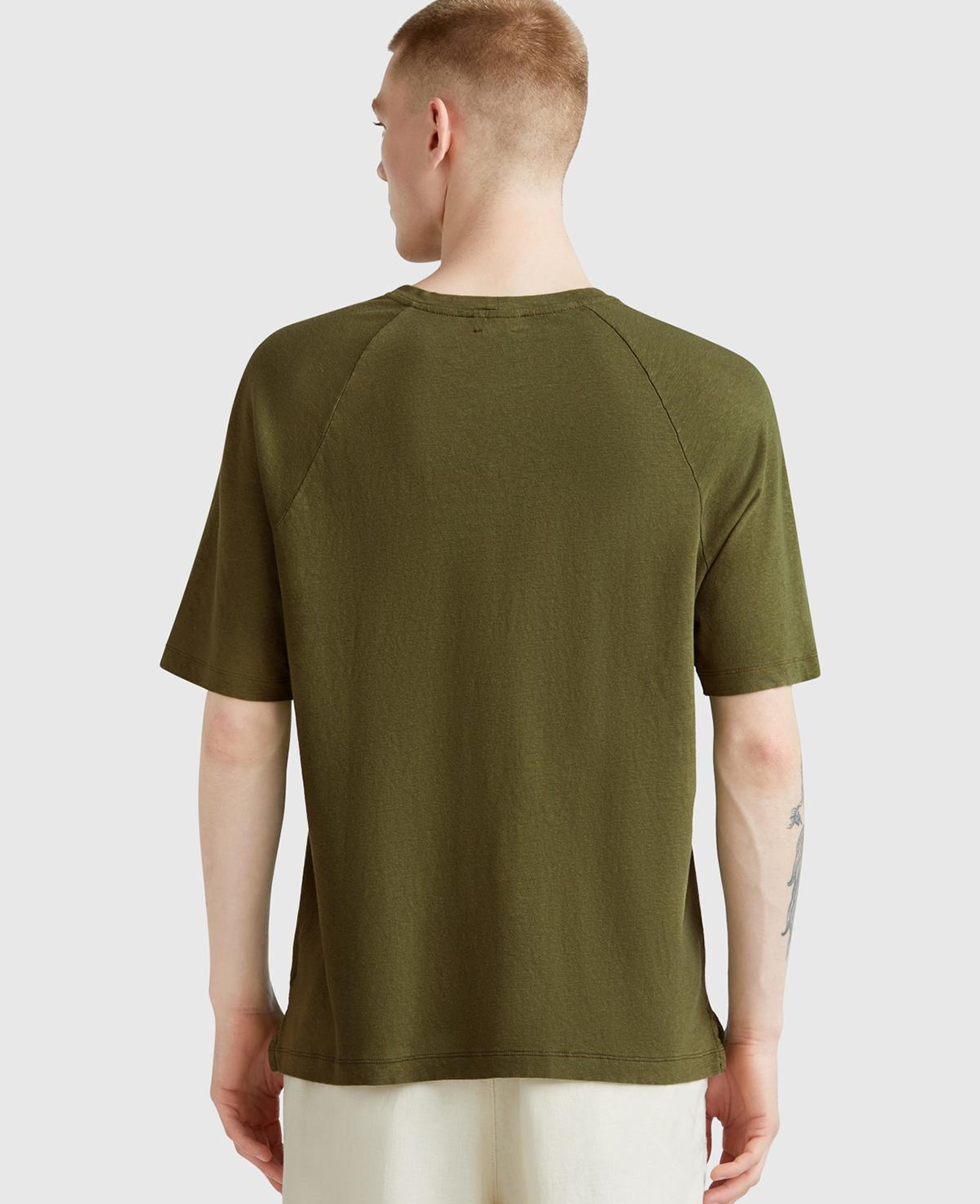 Erkek Haki Pamuk ve Keten Karışımlı Reglan Kol Relax Fit T-Shirt