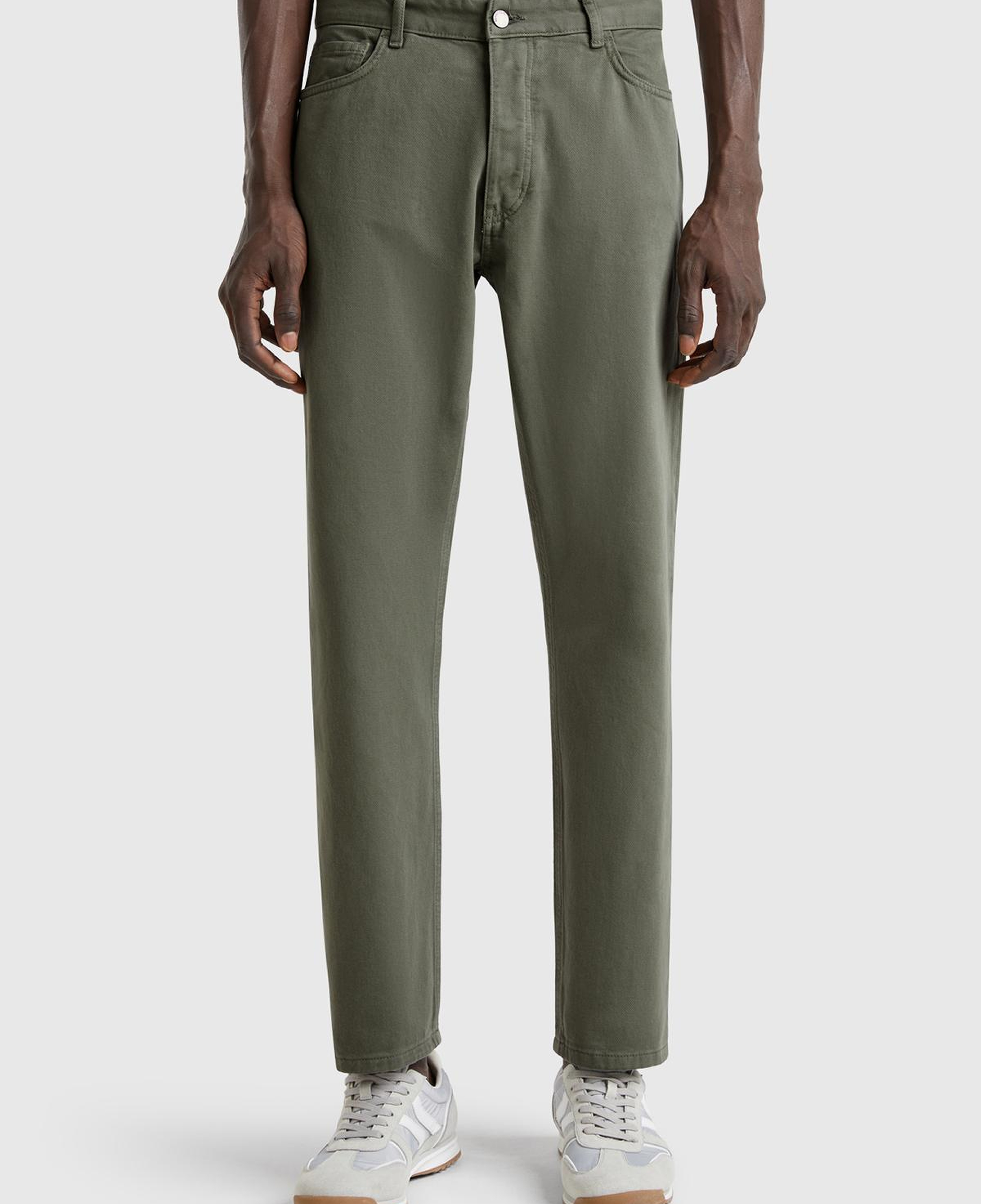 Erkek Soluk Yeşil %100 Pamuk Beli Logo Etiketli 5 Cepli Straight Fit Pantolon