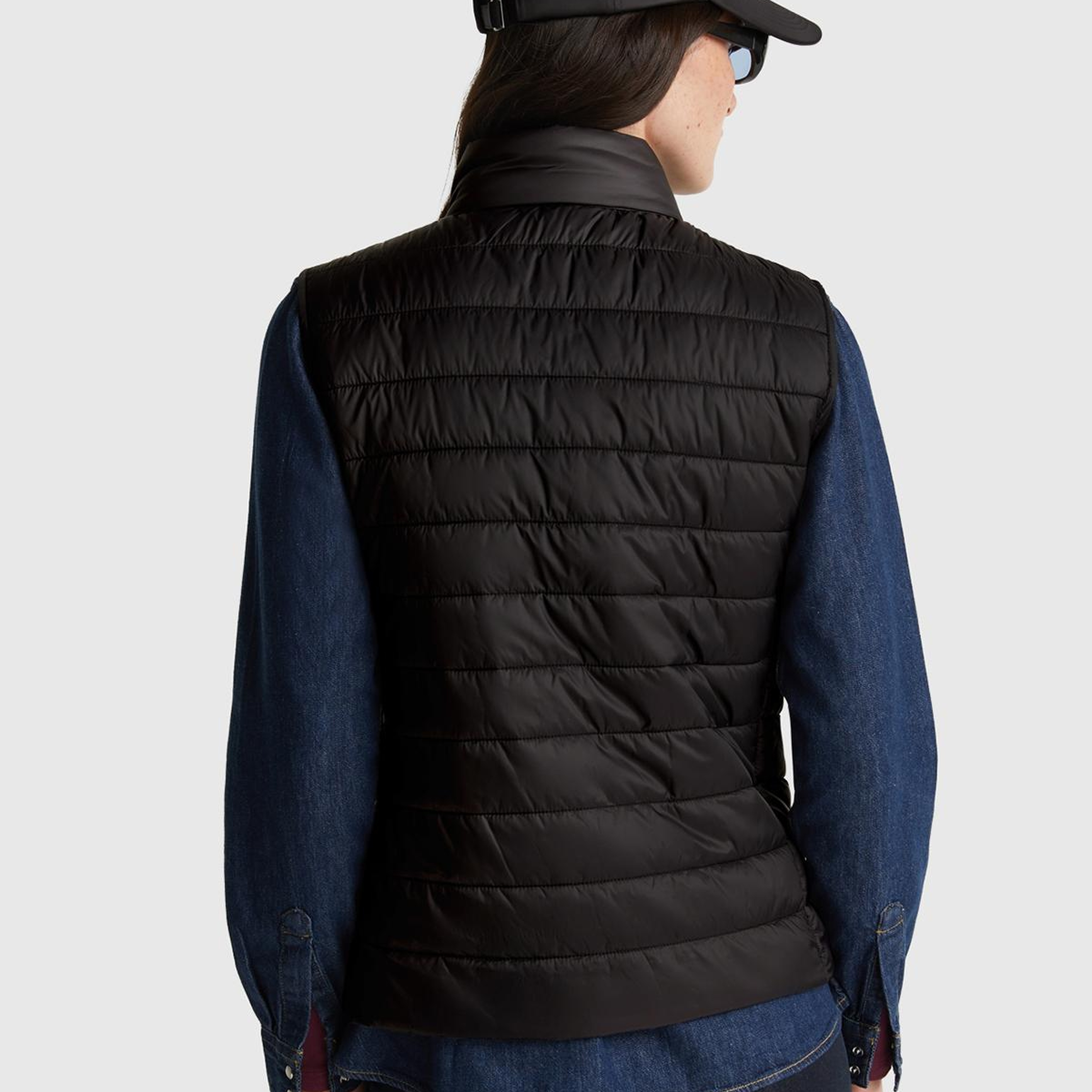 Kadın Siyah Polyester Dolgulu Fermuarlı Slim Fit Pufa Yelek