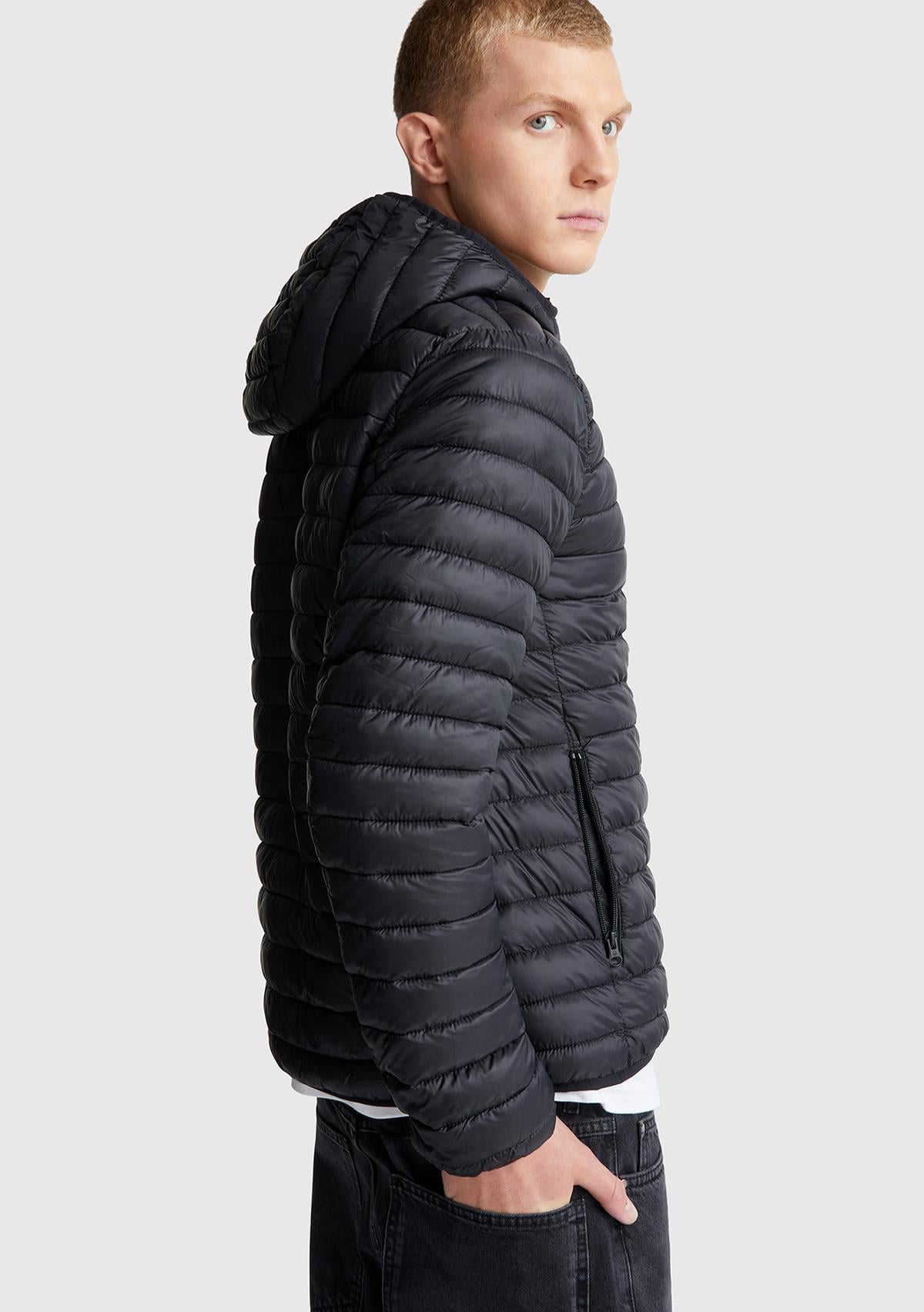 Erkek Siyah Polyester Dolgulu Regular Fit Kapüşonlu Puffer Mont