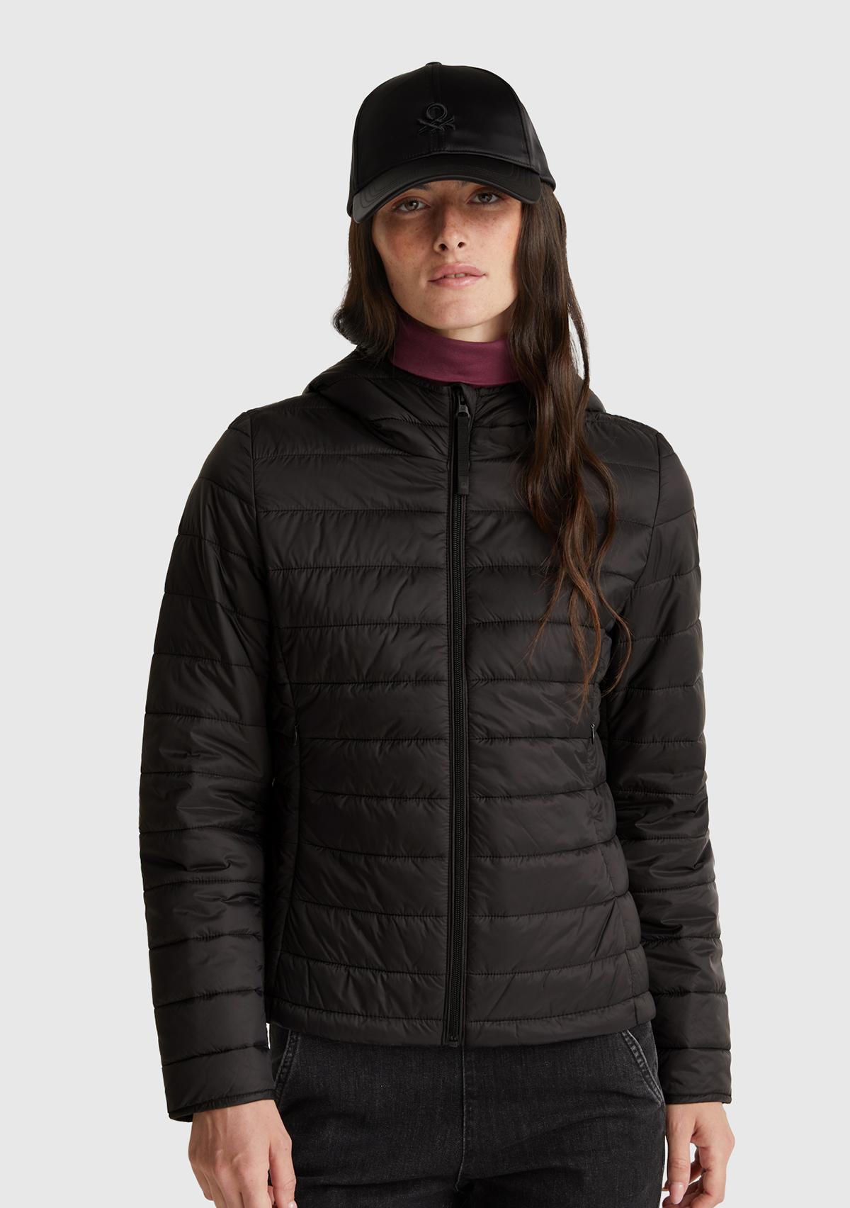 Kadın Siyah Polyester Dolgulu Feramuarlı Kapüşonlu Slim Fit Puffer Mont