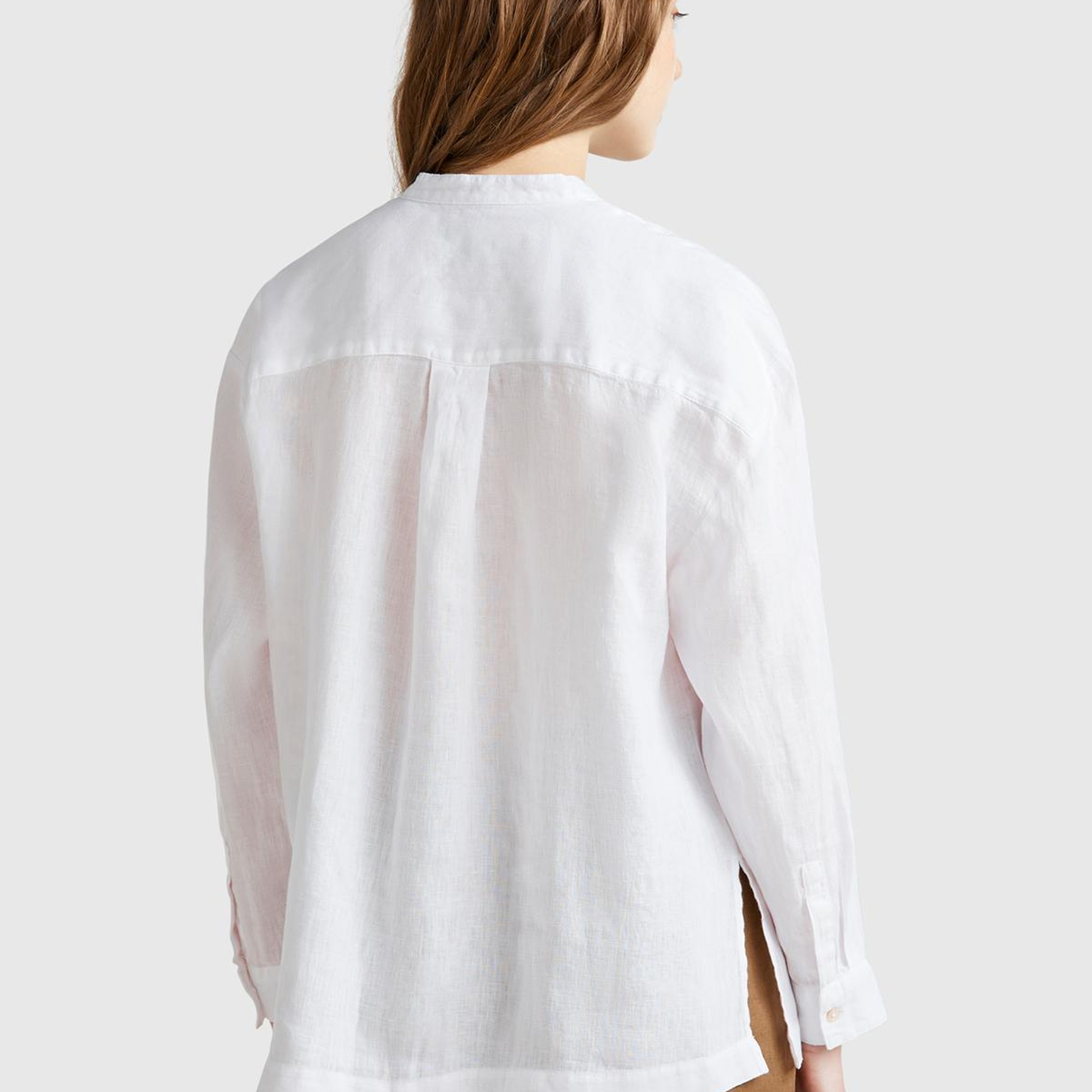 Kadın Beyaz %100 Keten Sol Önü Cepli Oversize Mandarin Yaka Gömlek