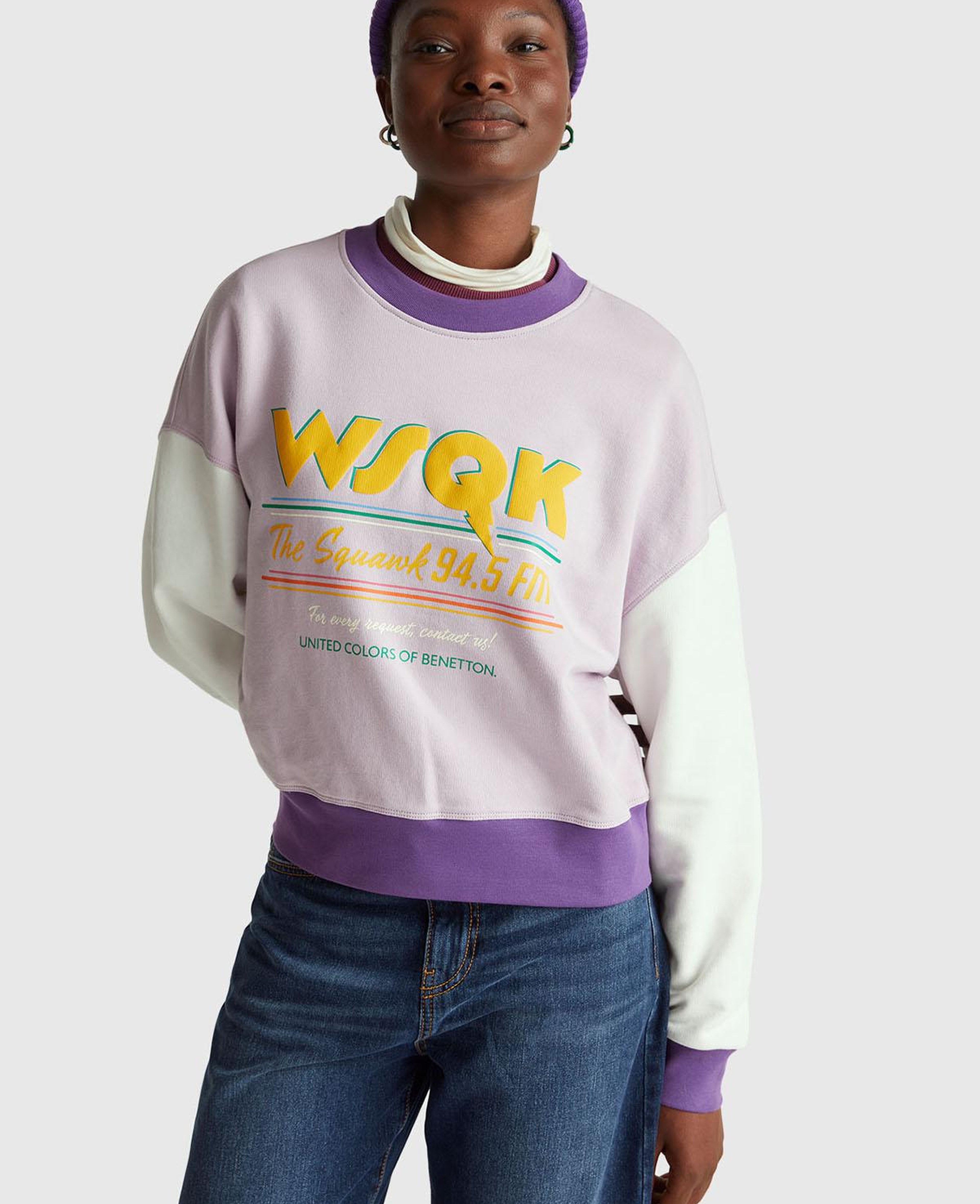 Kadın Beyaz  %100 Pamuk Renk Bloklu Stranger Things Baskılı Sweatshirt