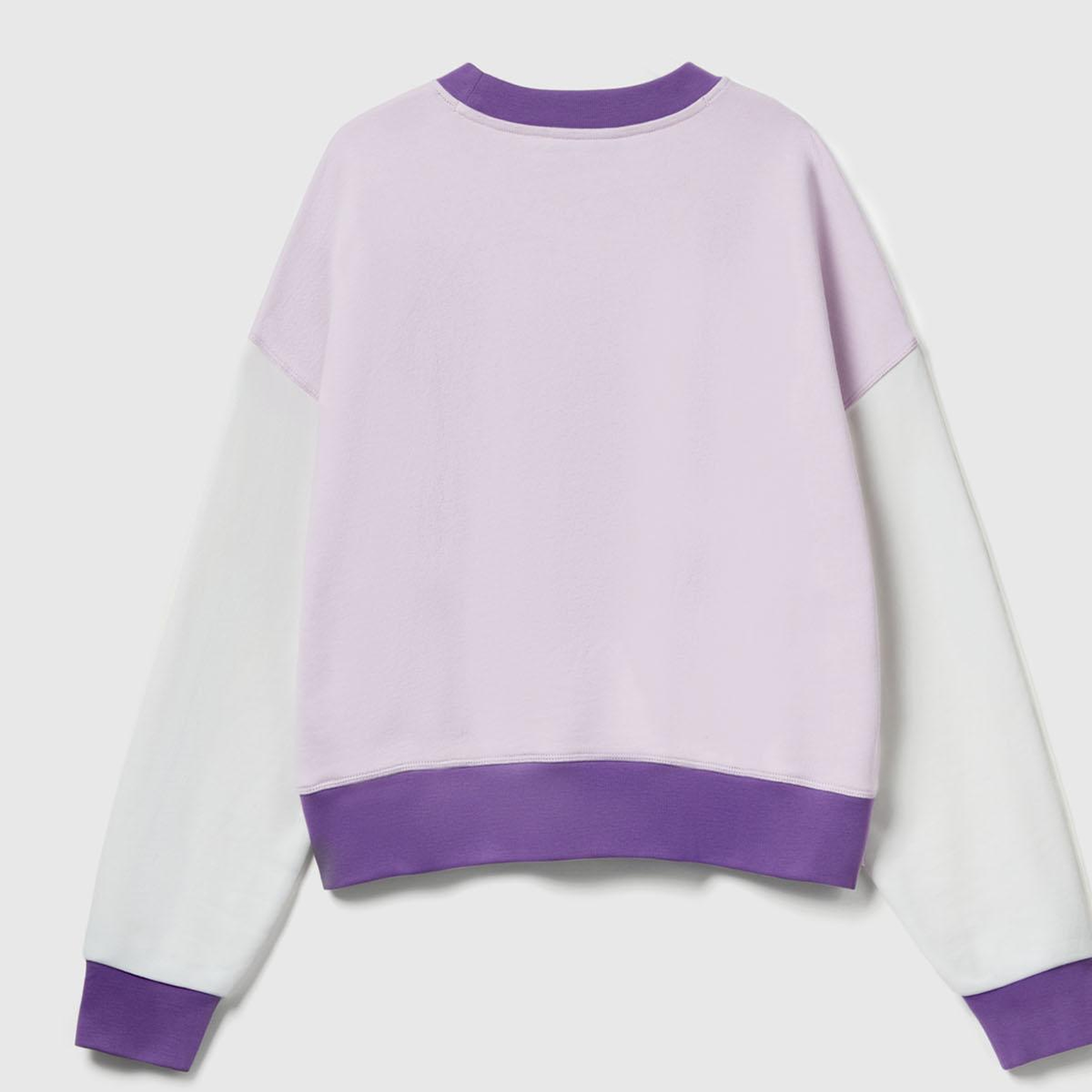 Kadın Beyaz  %100 Pamuk Renk Bloklu Stranger Things Baskılı Sweatshirt