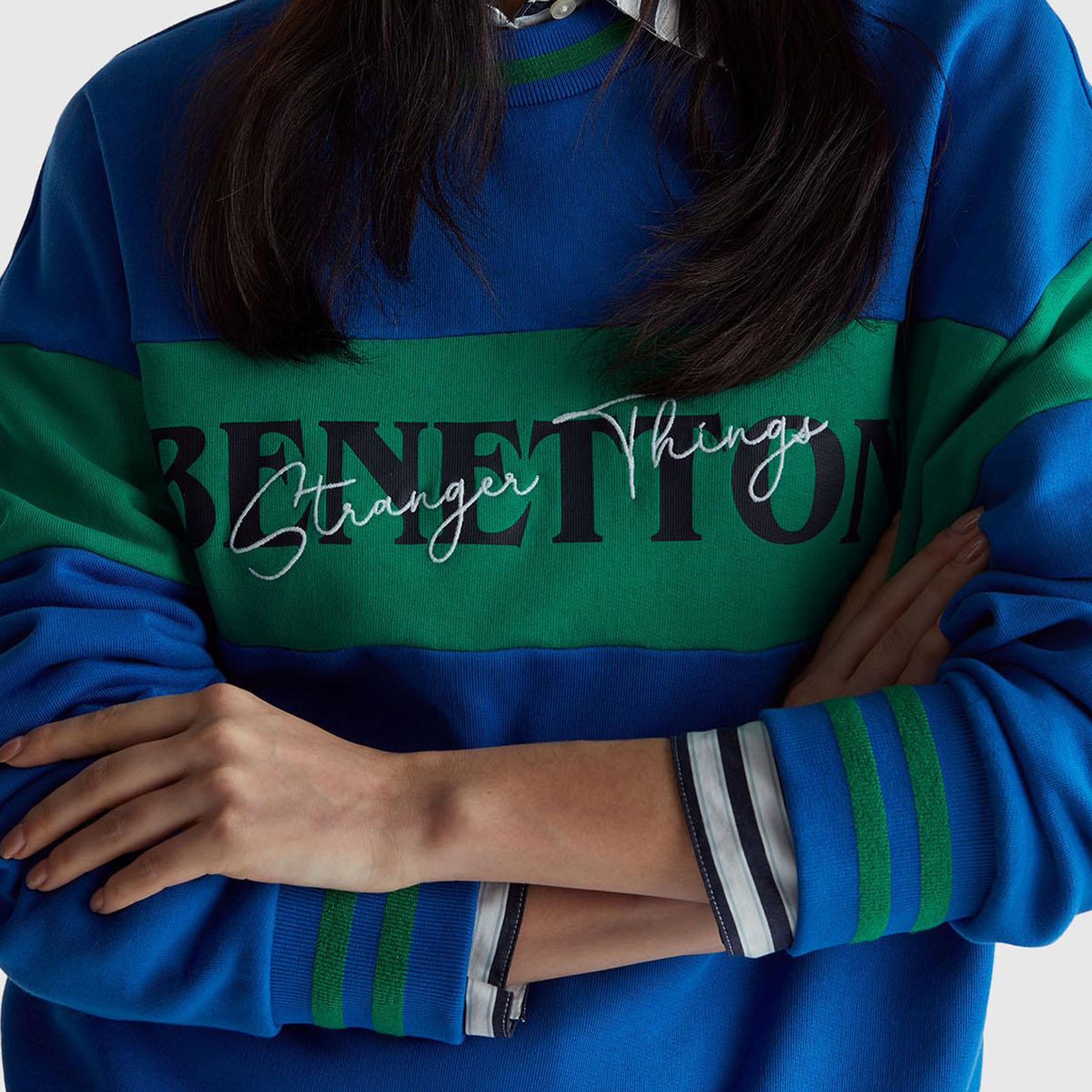 Unisex Mavi Stranger Things Renk Bloklu Sweatshirt