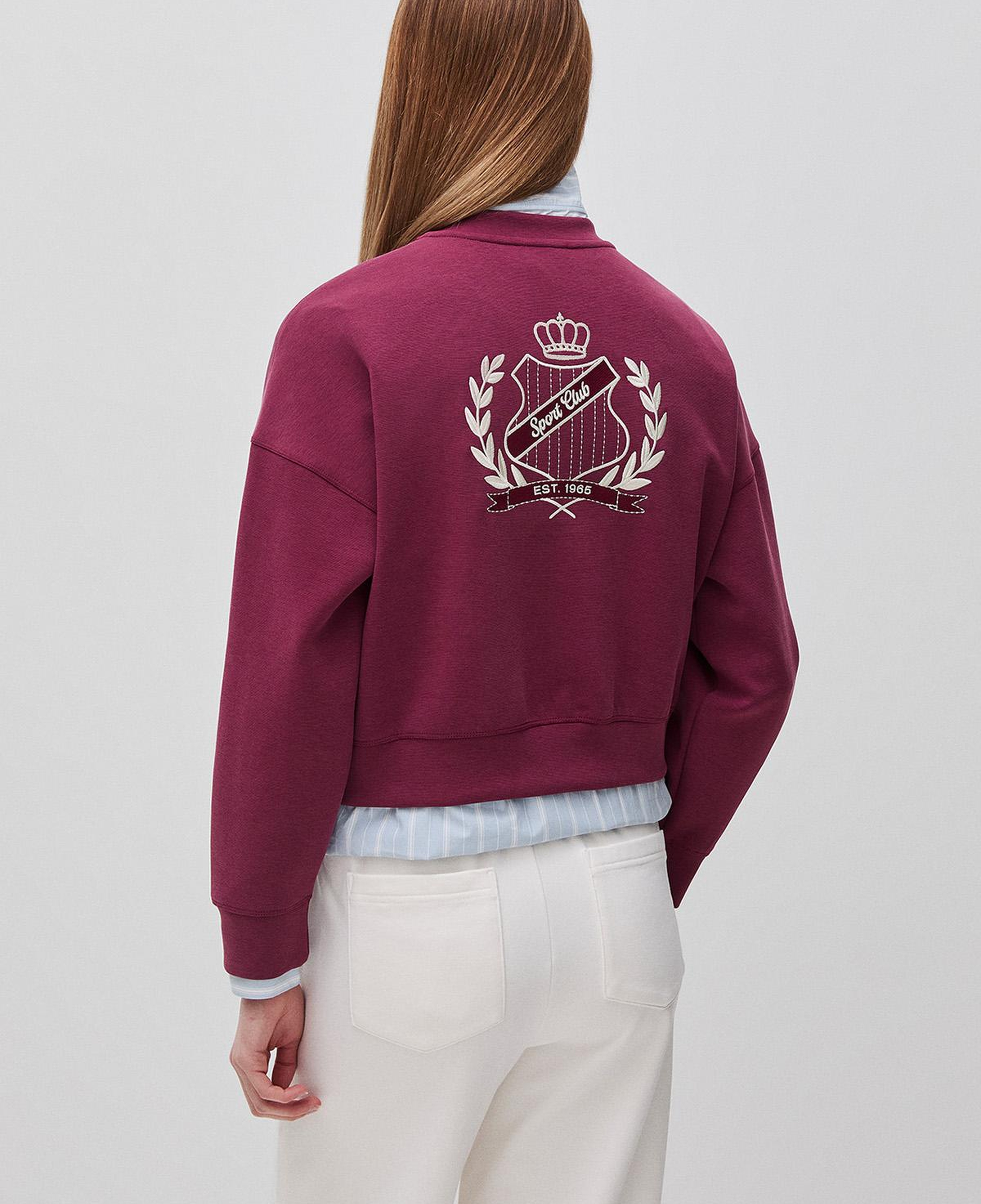 Kadın Bordo Pamuk ve Modal Karışımlı Arkası İşlemeli Bisiklet Yaka Sweatshirt