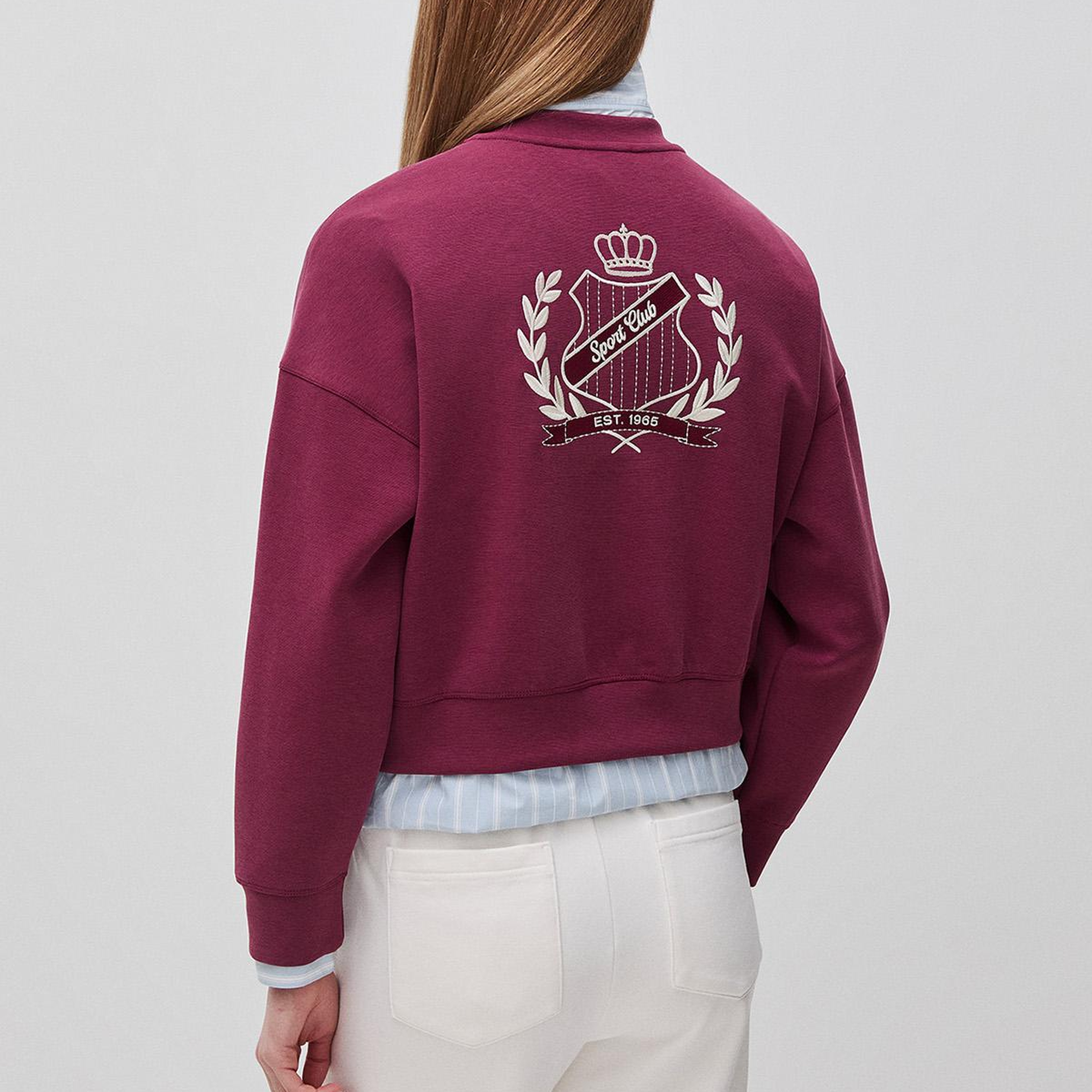 Kadın Bordo Pamuk ve Modal Karışımlı Arkası İşlemeli Bisiklet Yaka Sweatshirt