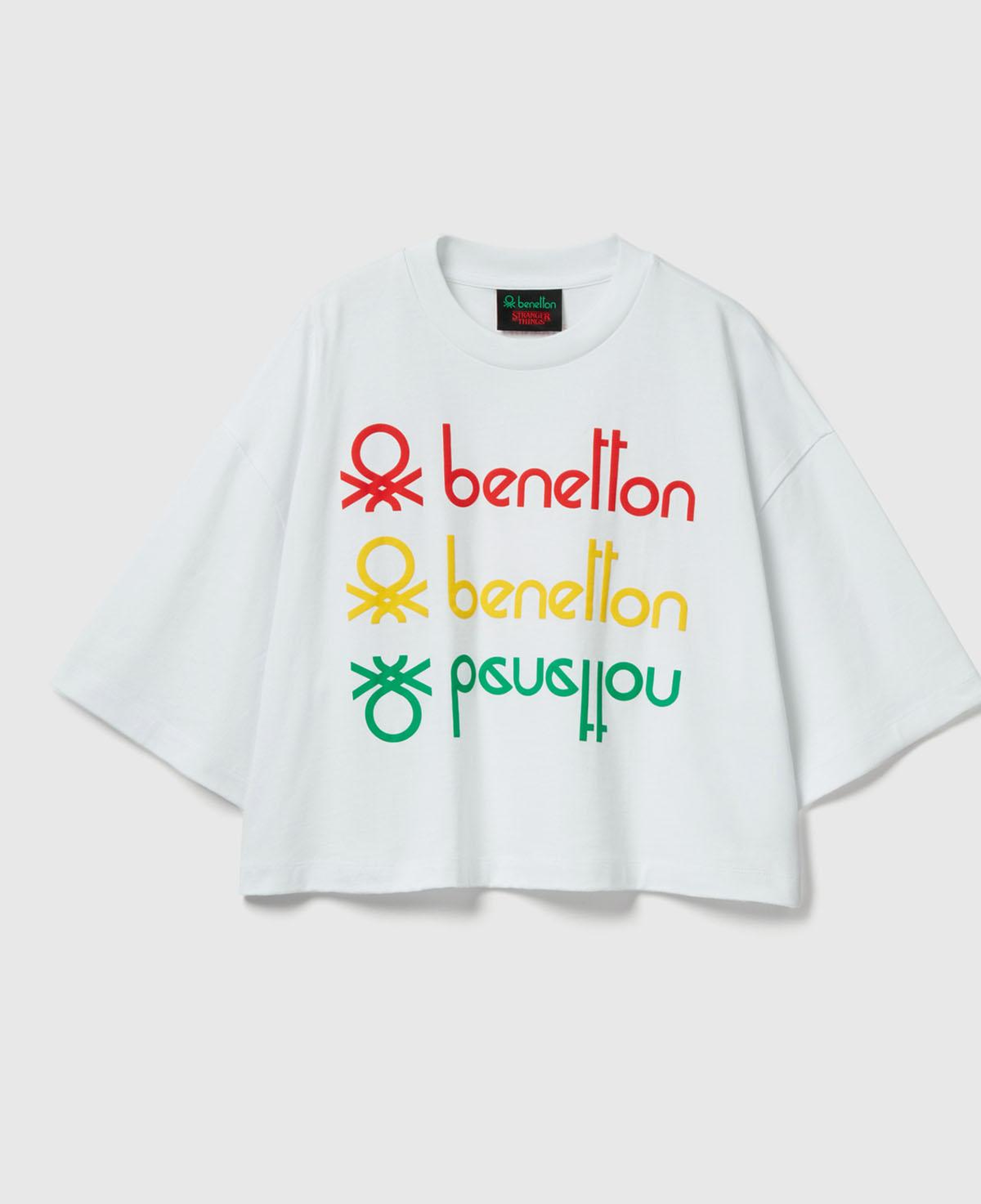 Kadın Beyaz mix %100 Pamuk Boxy Fit Crop Stranger Things Baskılı T-shirt