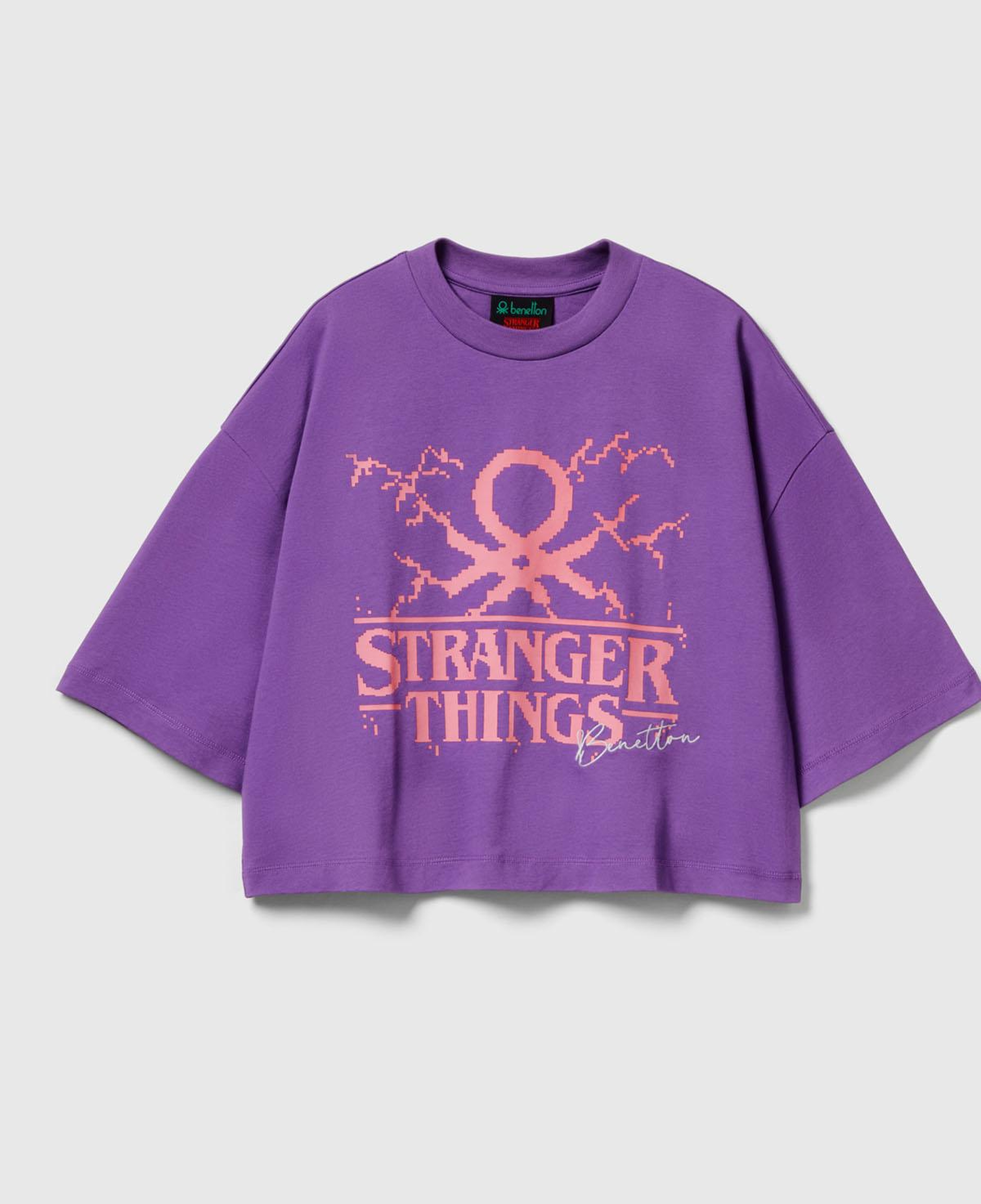 Kadın Mor  %100 Pamuk Boxy Fit Crop Stranger Things Baskılı T-shirt