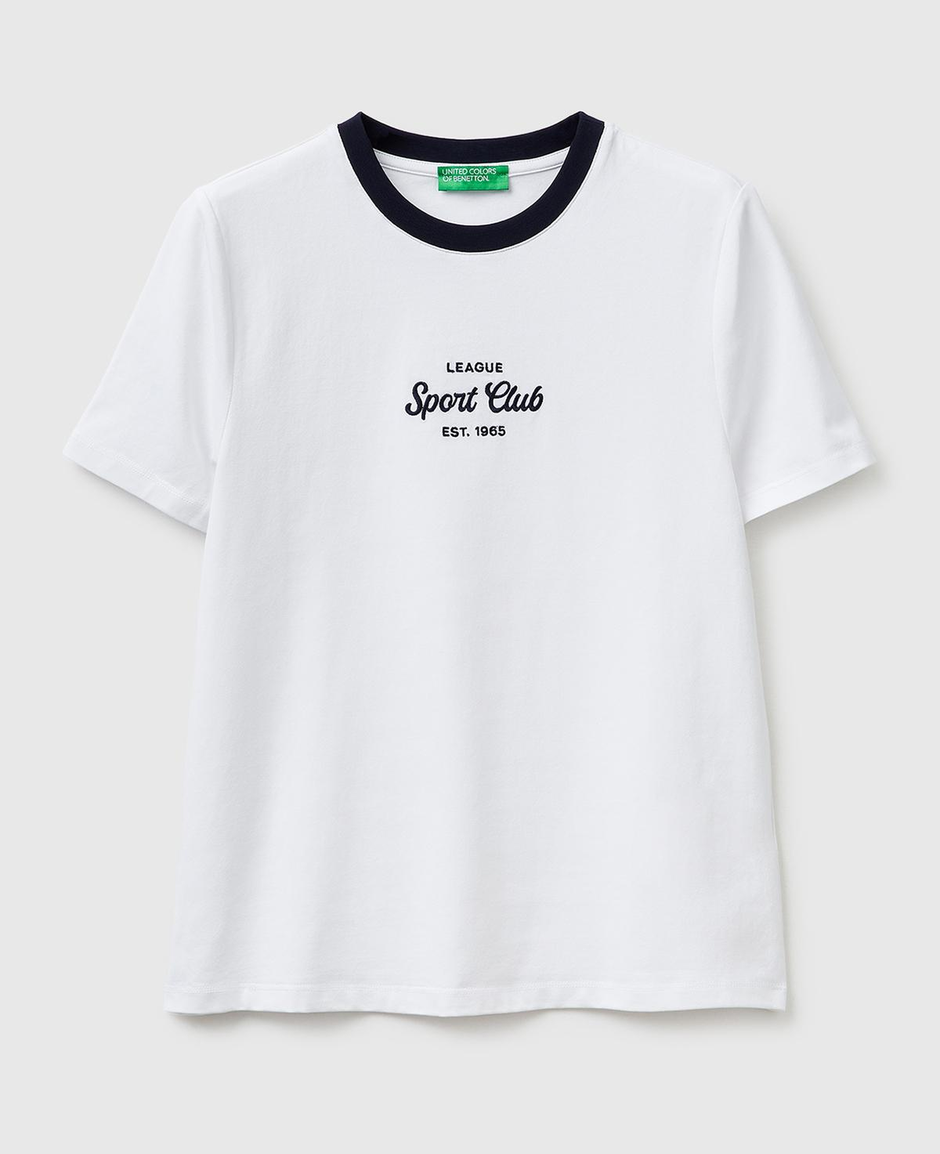 Kadın Beyaz Pamuk Karışımlı Önü İşlemeli Bisiklet Yaka T-Shirt