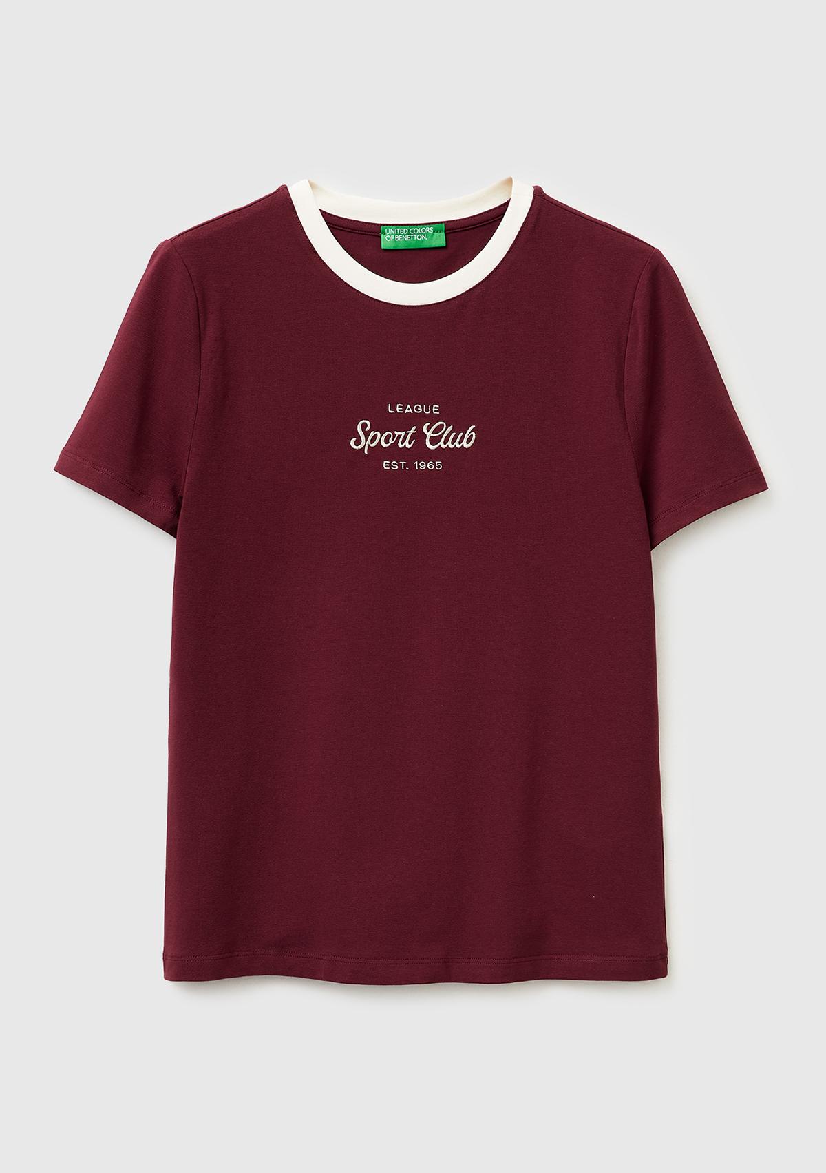 Kadın Bordo Pamuk Karışımlı Önü İşlemeli Bisiklet Yaka T-Shirt