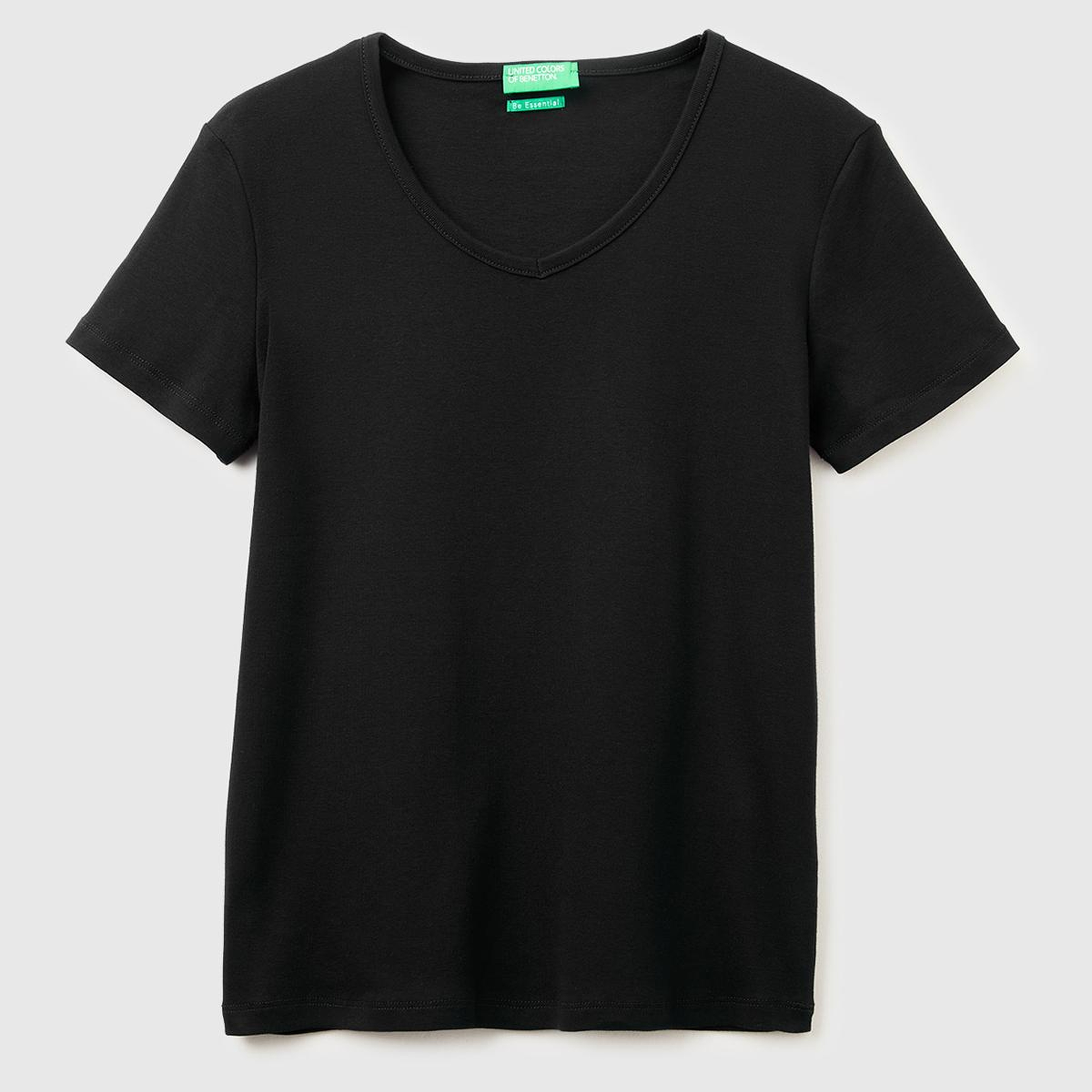 Kadın Siyah %100 Pamuk Geniş V Yaka T-Shirt