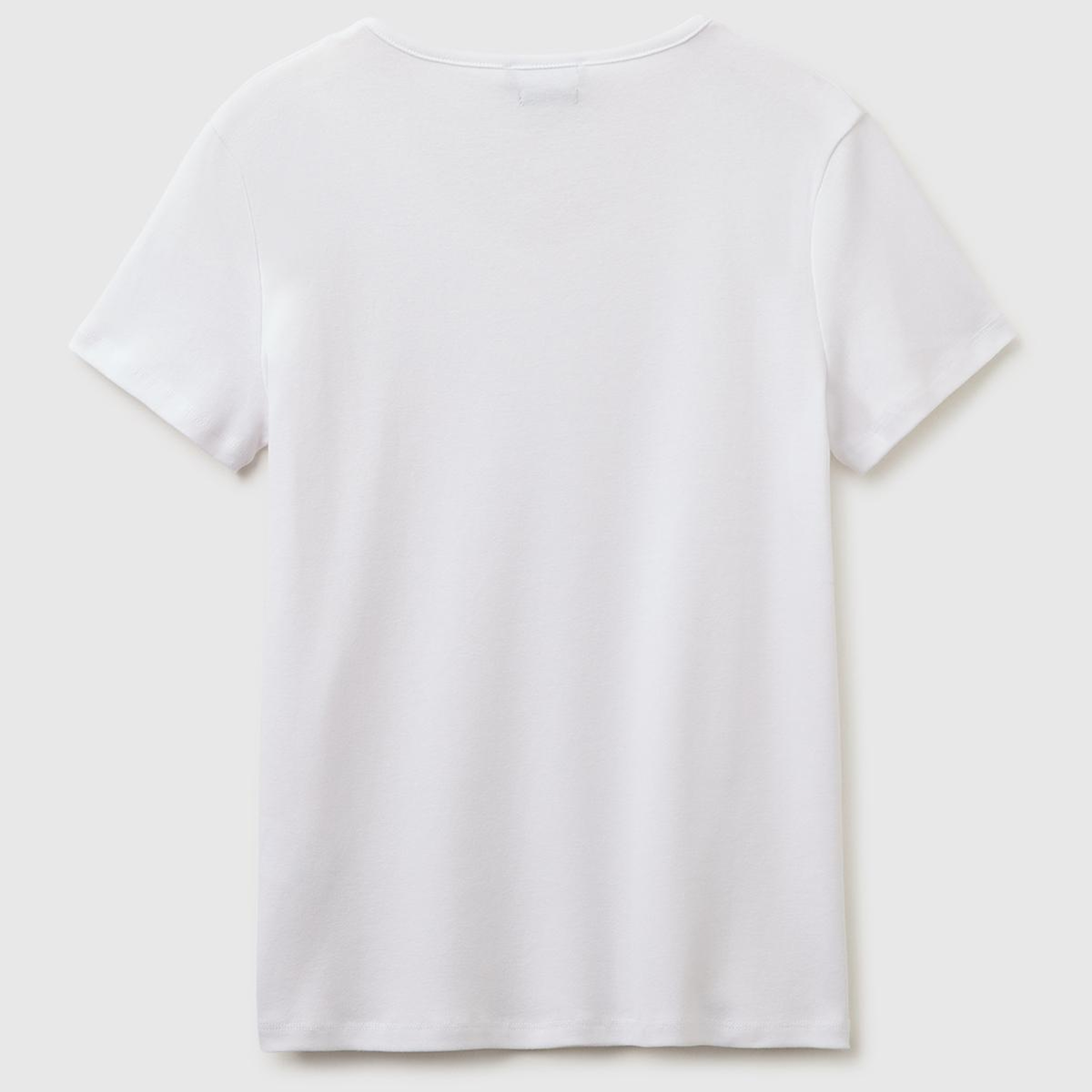 Kadın Beyaz %100 Pamuk Geniş V Yaka T-Shirt