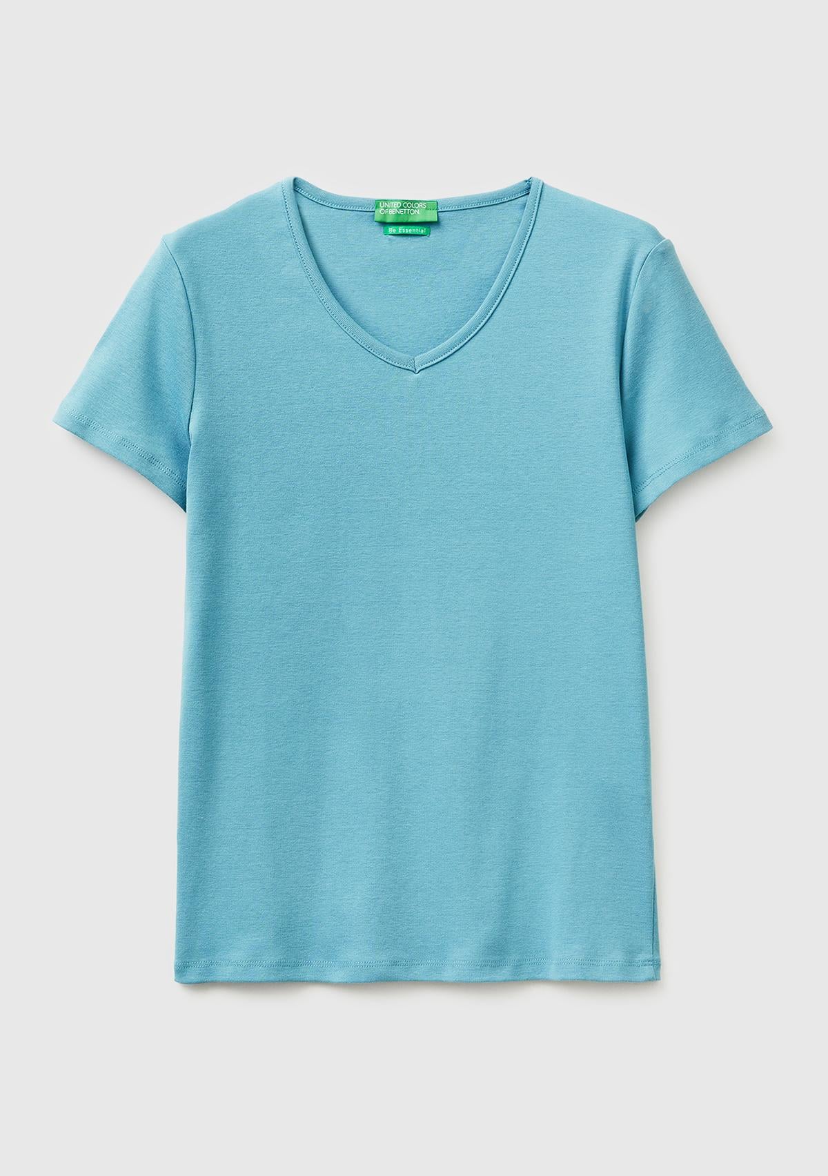 Kadın Açık Mavi %100 Pamuk Geniş V Yaka T-Shirt
