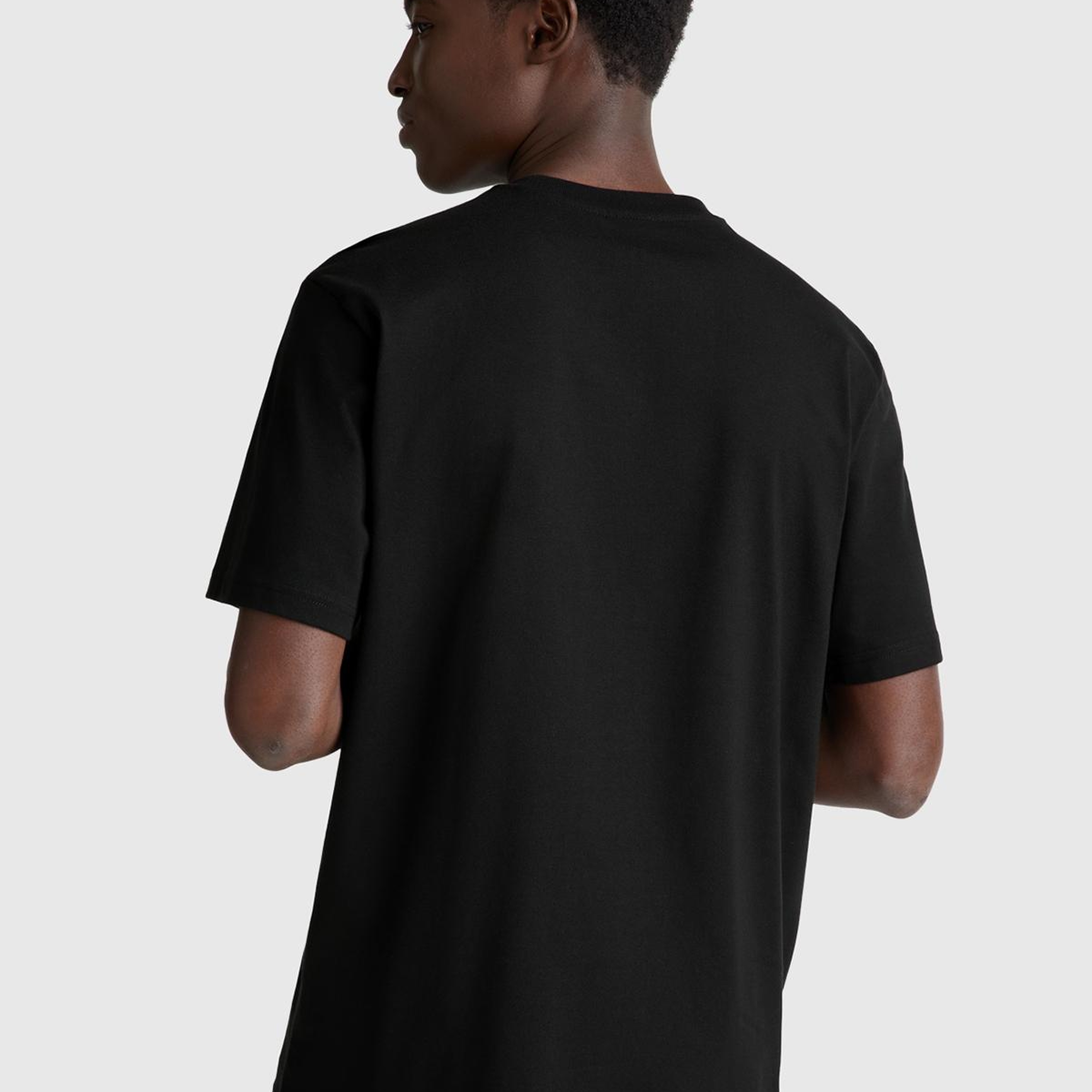 Erkek Siyah %100 Koton Logolu Bisiklet Yaka T-Shirt