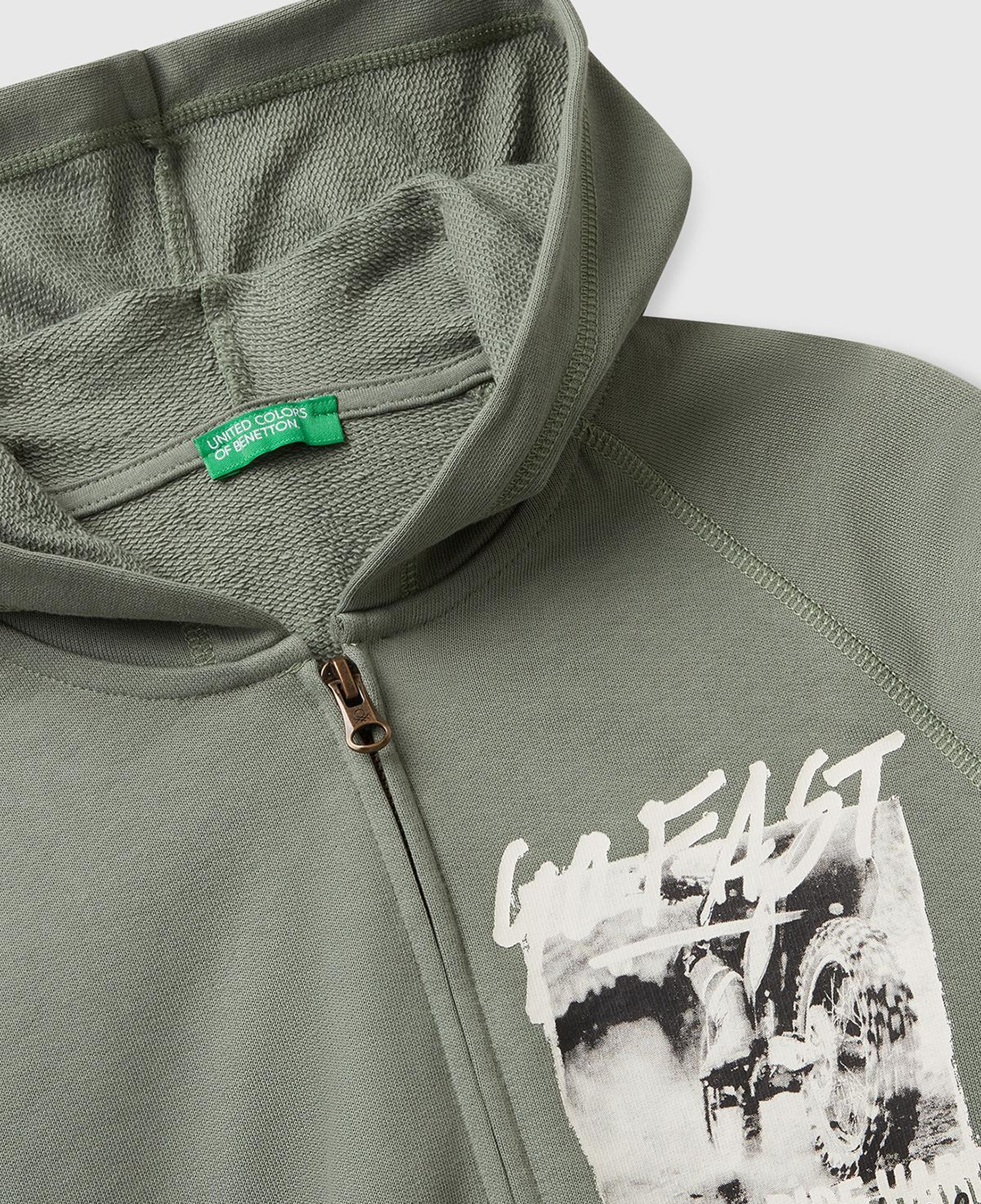Erkek Çocuk Haki Önü ve Arkası Baskılı Fermuarlı Yan Cepli Sweatshirt
