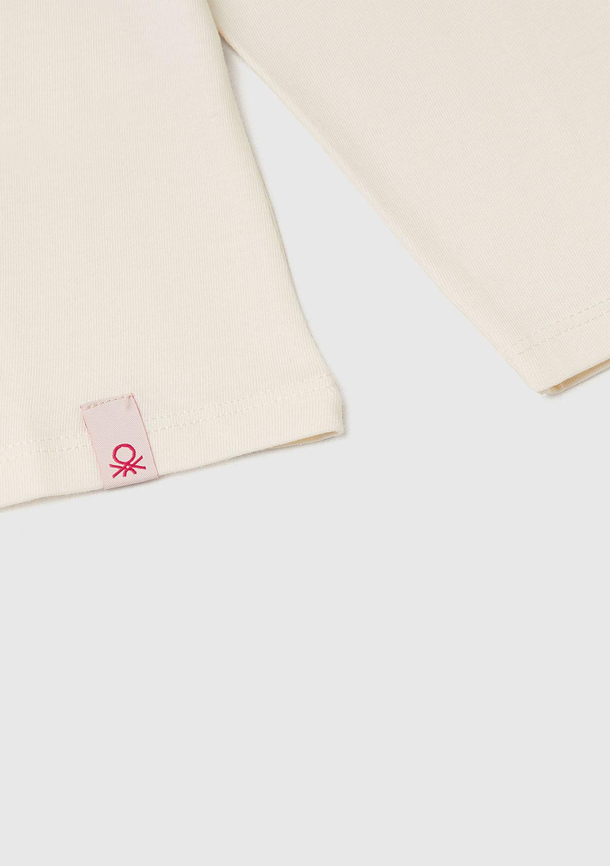 Kız Çocuk Krem Önü Baskılı Logo Etiketi Detaylı Uzun Kollu T-shirt