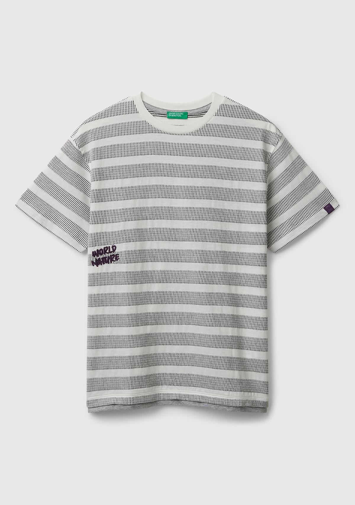 Erkek Çocuk Gri Çizgili Önü Yazı Detaylı Kolu Logo Etiketli Oversize T-shirt