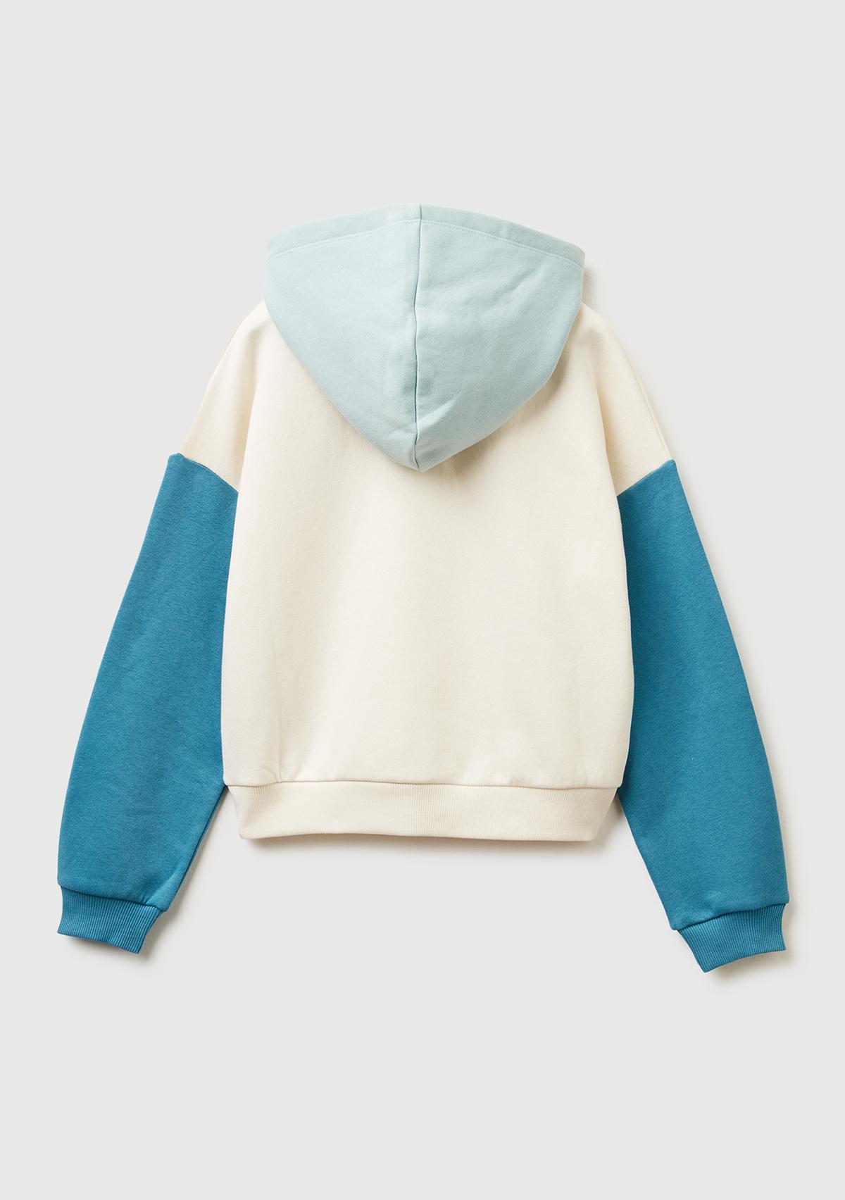 Kız Çocuk Ekru-Mavi Payet İşlemeli Nervürlü Regular Fit Kapüşonlu Şardonlu Sweatshirt
