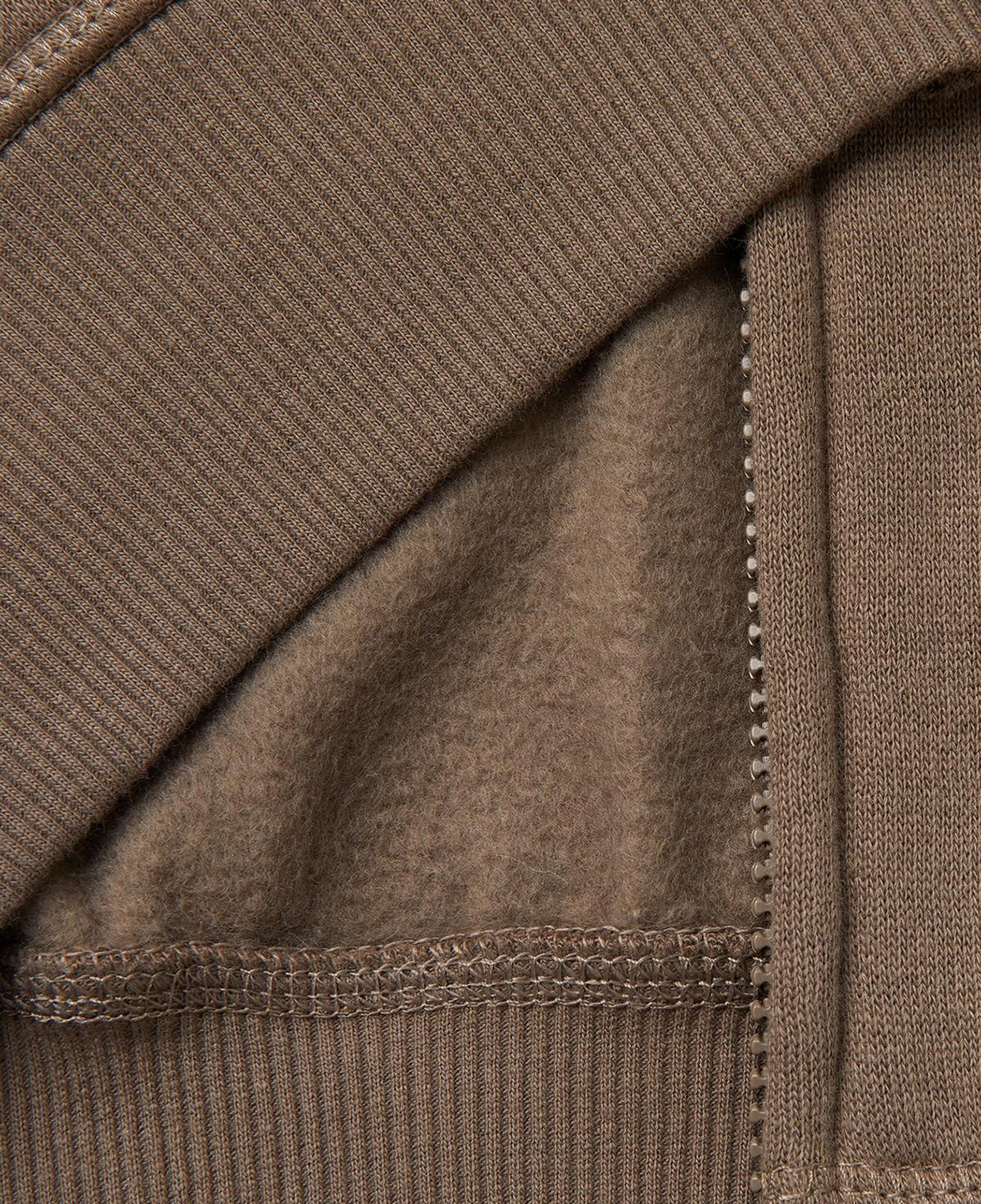 Erkek Çocuk Haki Kahve Önü Logo Baskılı Cepli Fermuarlı Şardonlu Sweatshirt