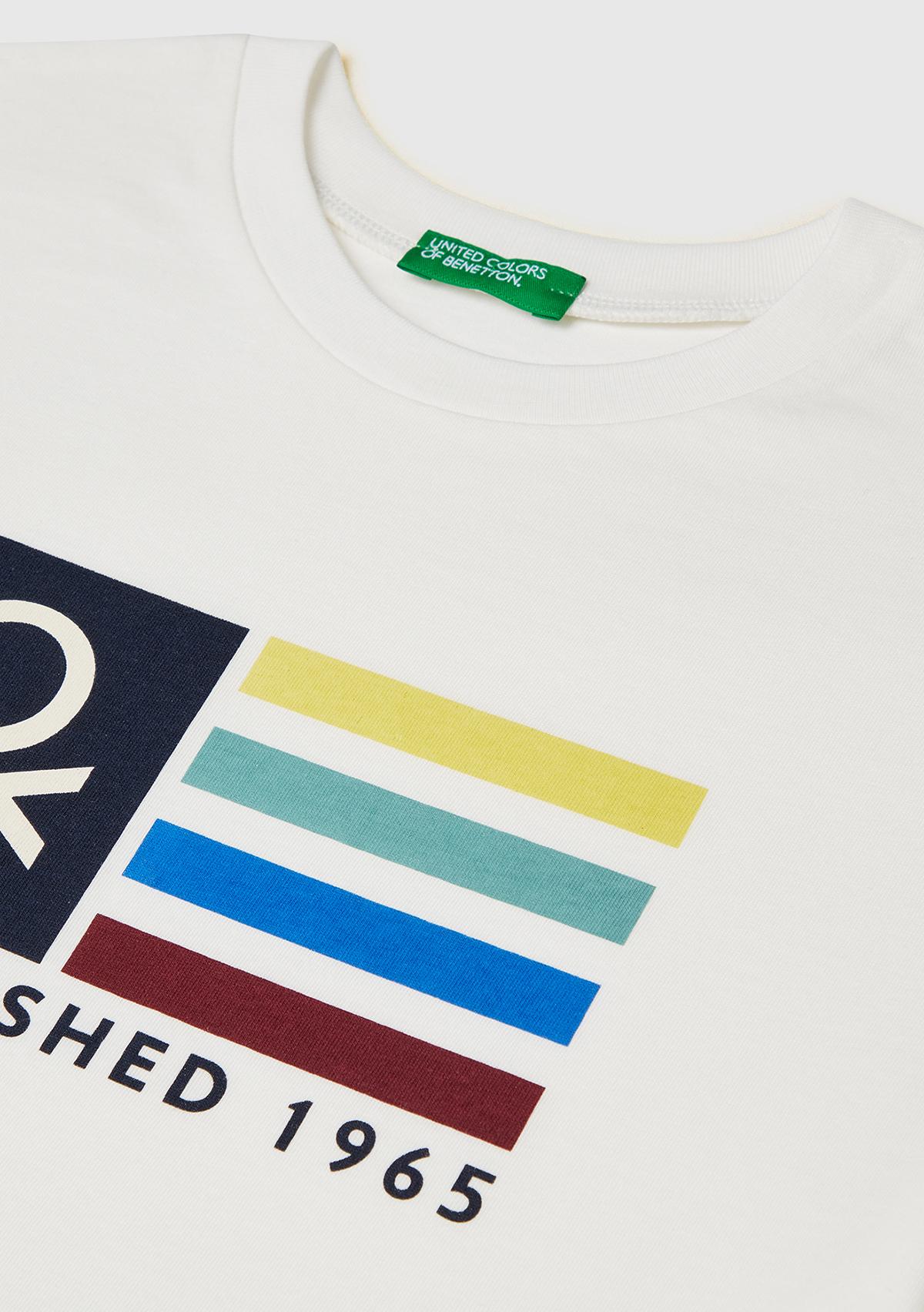 Erkek Çocuk Ekru Önü Logo Baskılı Bisiklet Yaka T-shirt