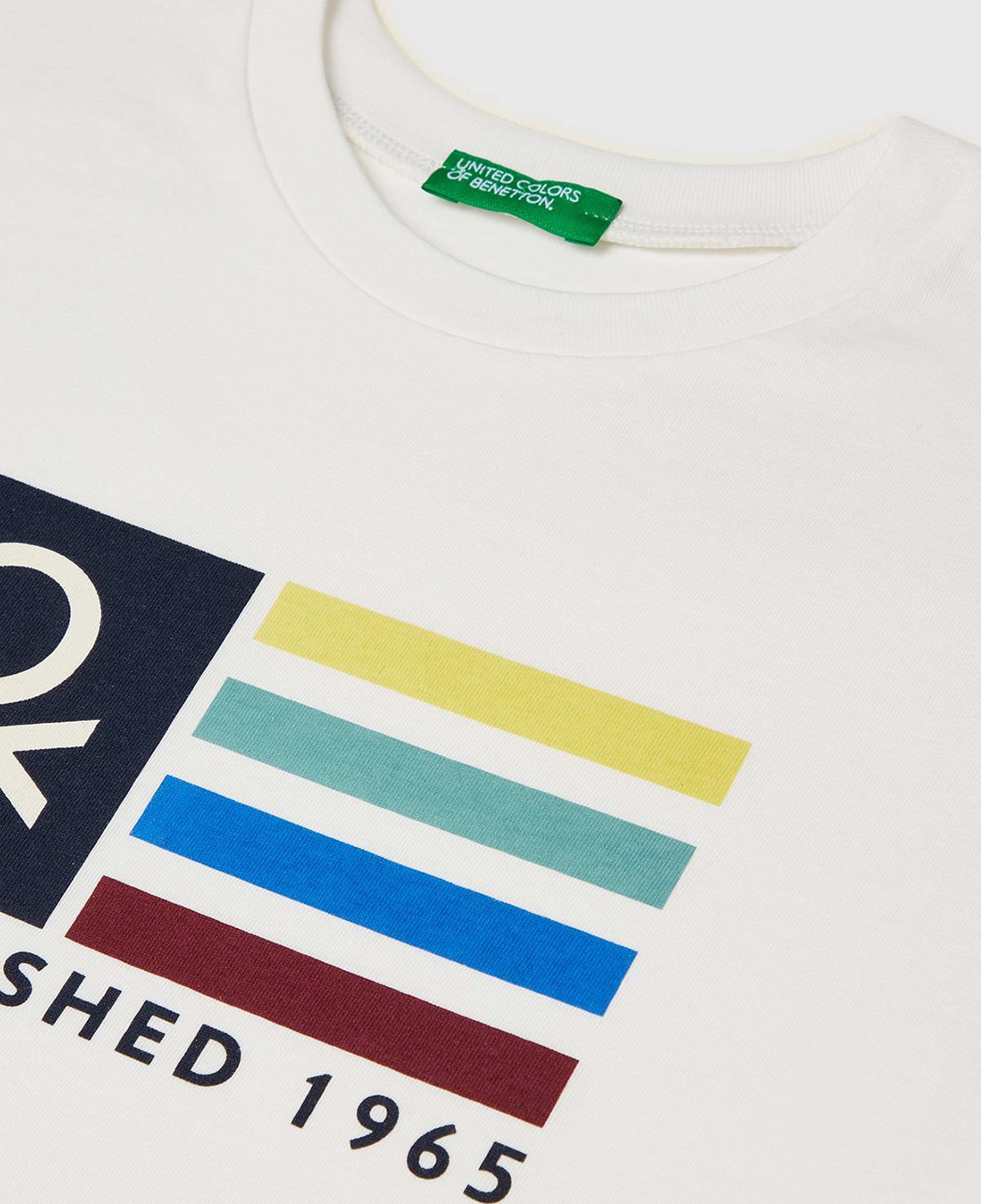 Erkek Çocuk Ekru Önü Logo Baskılı Bisiklet Yaka T-shirt