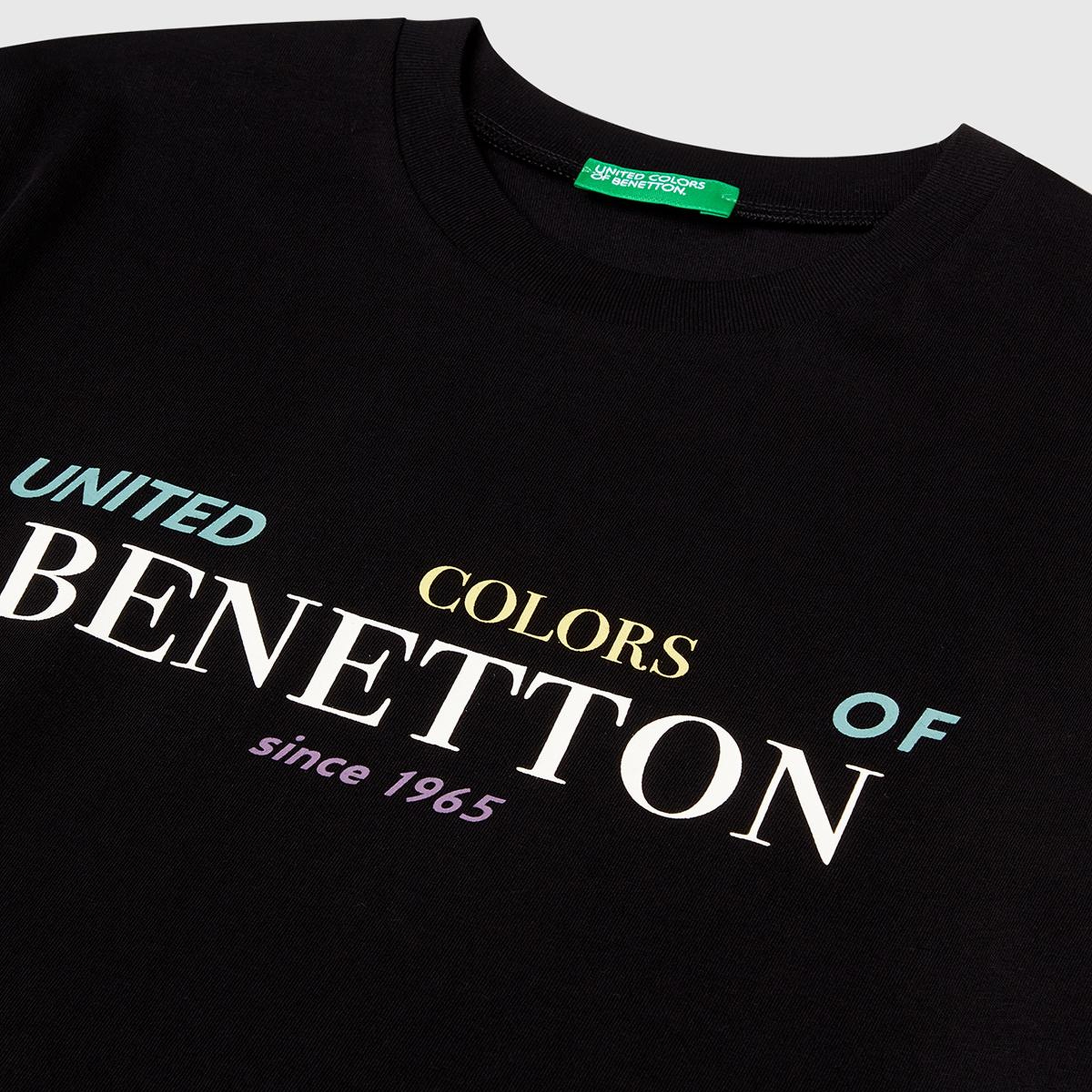 Erkek Çocuk Siyah Önü Logo Baskılı Bisiklet Yaka T-shirt