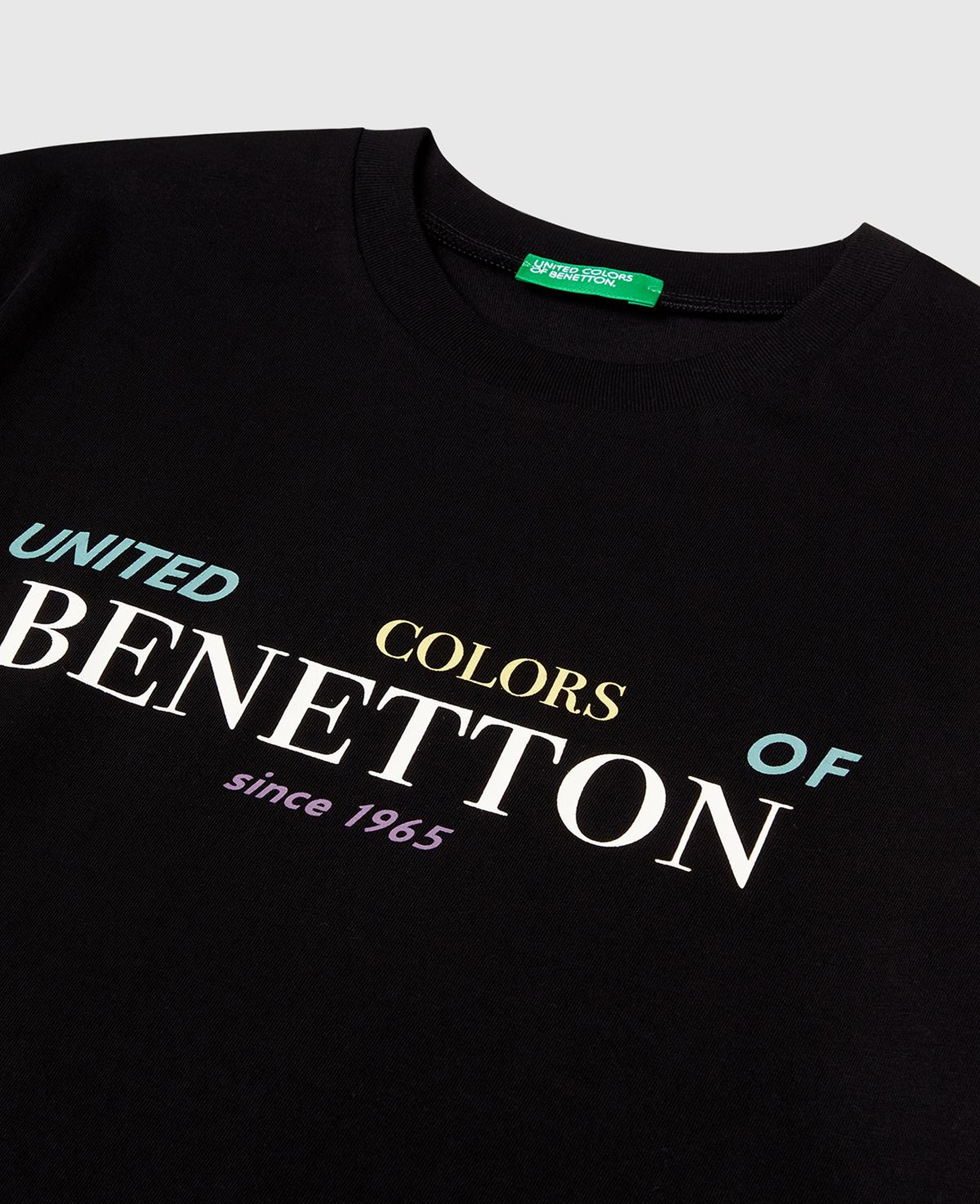 Erkek Çocuk Siyah Önü Logo Baskılı Bisiklet Yaka T-shirt