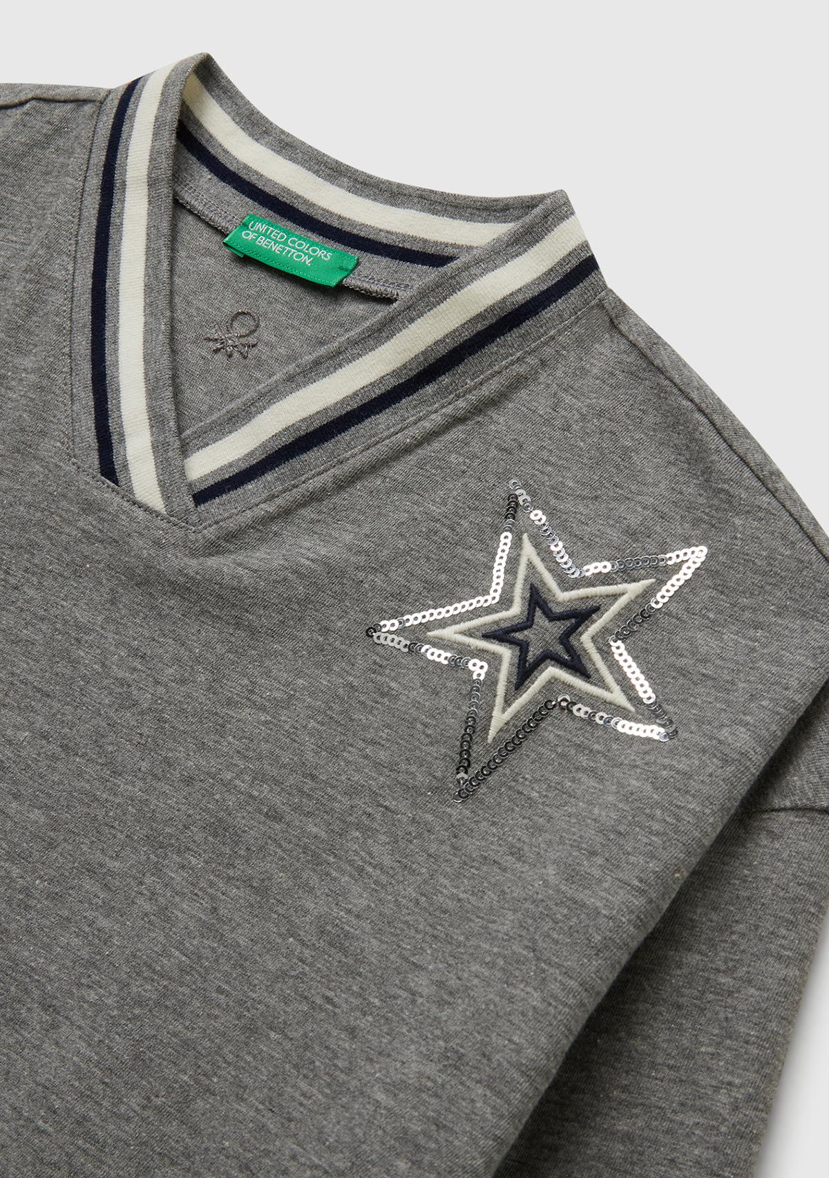 Kız Çocuk Antrasit Melanj Payet İşlemeli Şeritli V Yaka Boxy Fit Uzun Kollu T-shirt