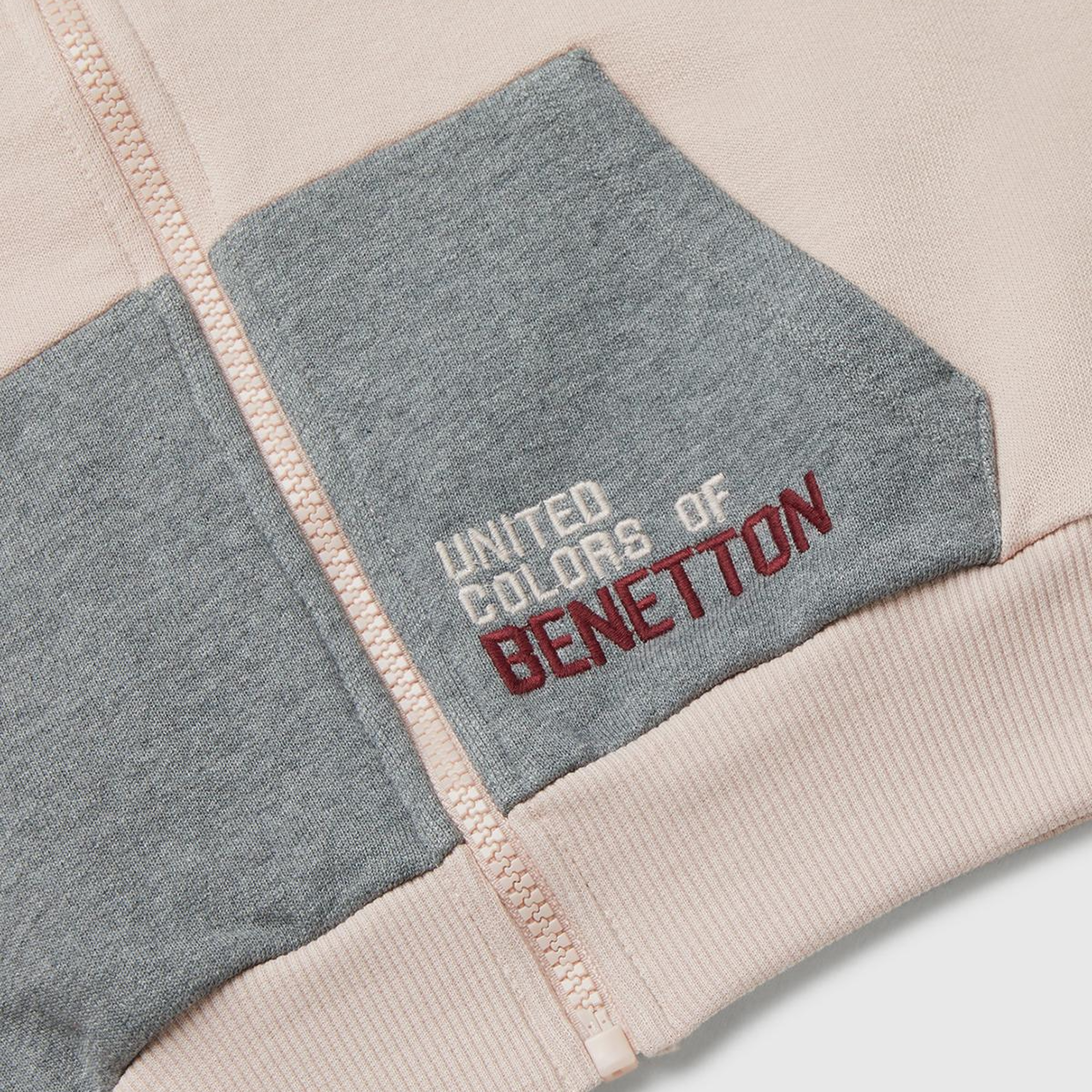 Kız Çocuk Pembe Mix Önü Logo Nakışlı Cepli Fermuarlı Dik Yaka Sweatshirt