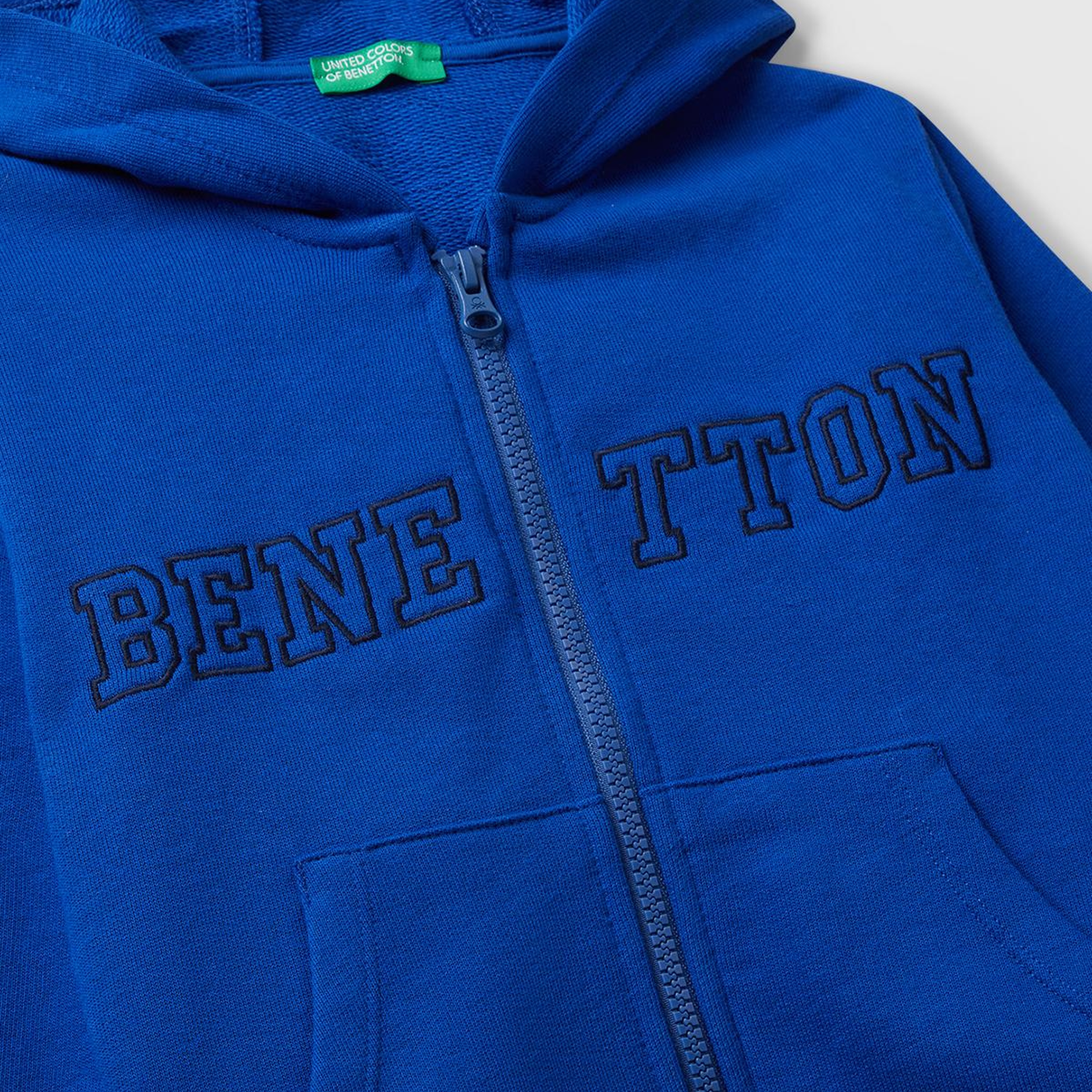 Erkek Çocuk Saks Mavisi Önü Logo Baskılı Fermuarlı Kapüşonlu Sweatshirt