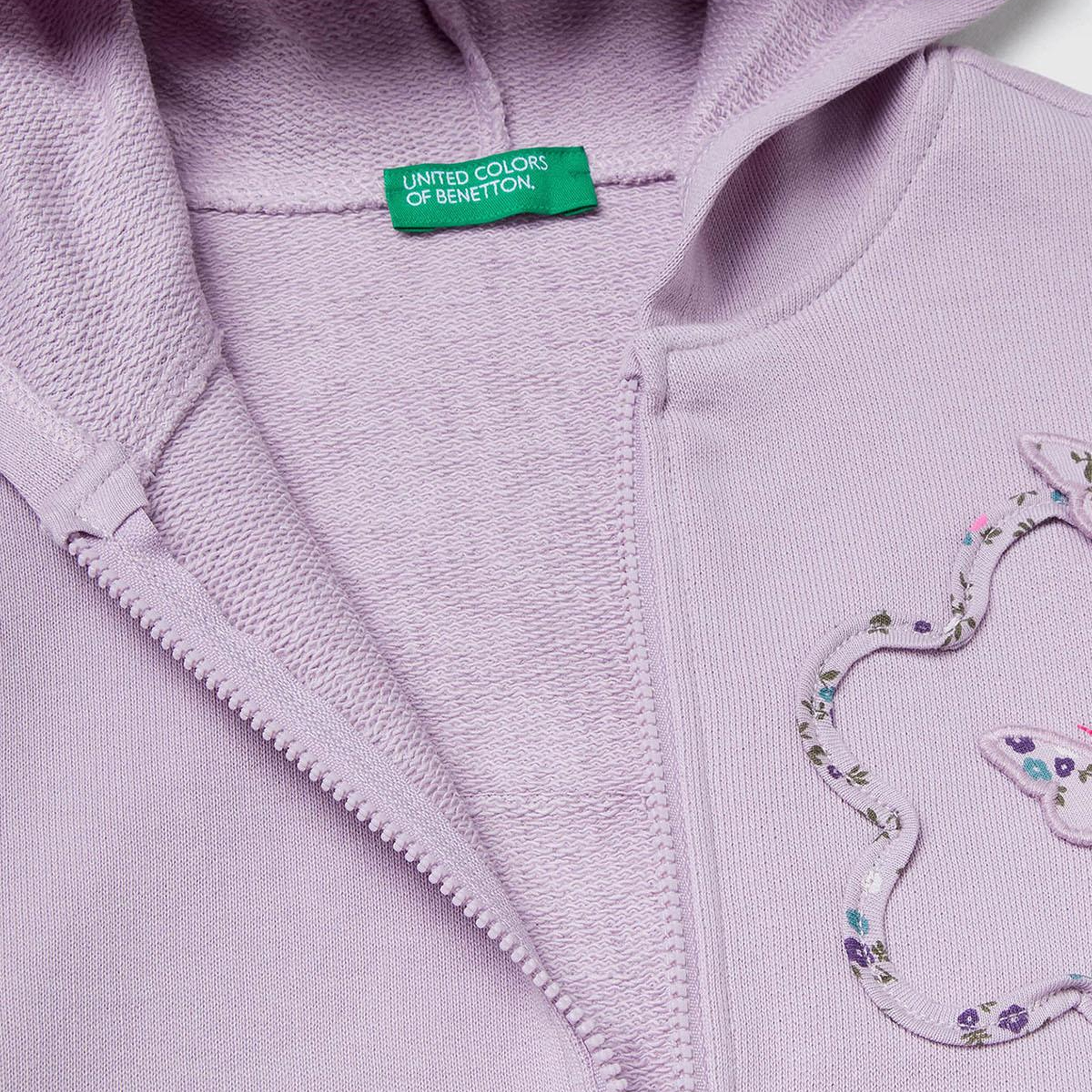 Kız Çocuk Lila Önü Aplikeli Fermuarlı Yan Cepli Kapüşonlu Sweatshirt