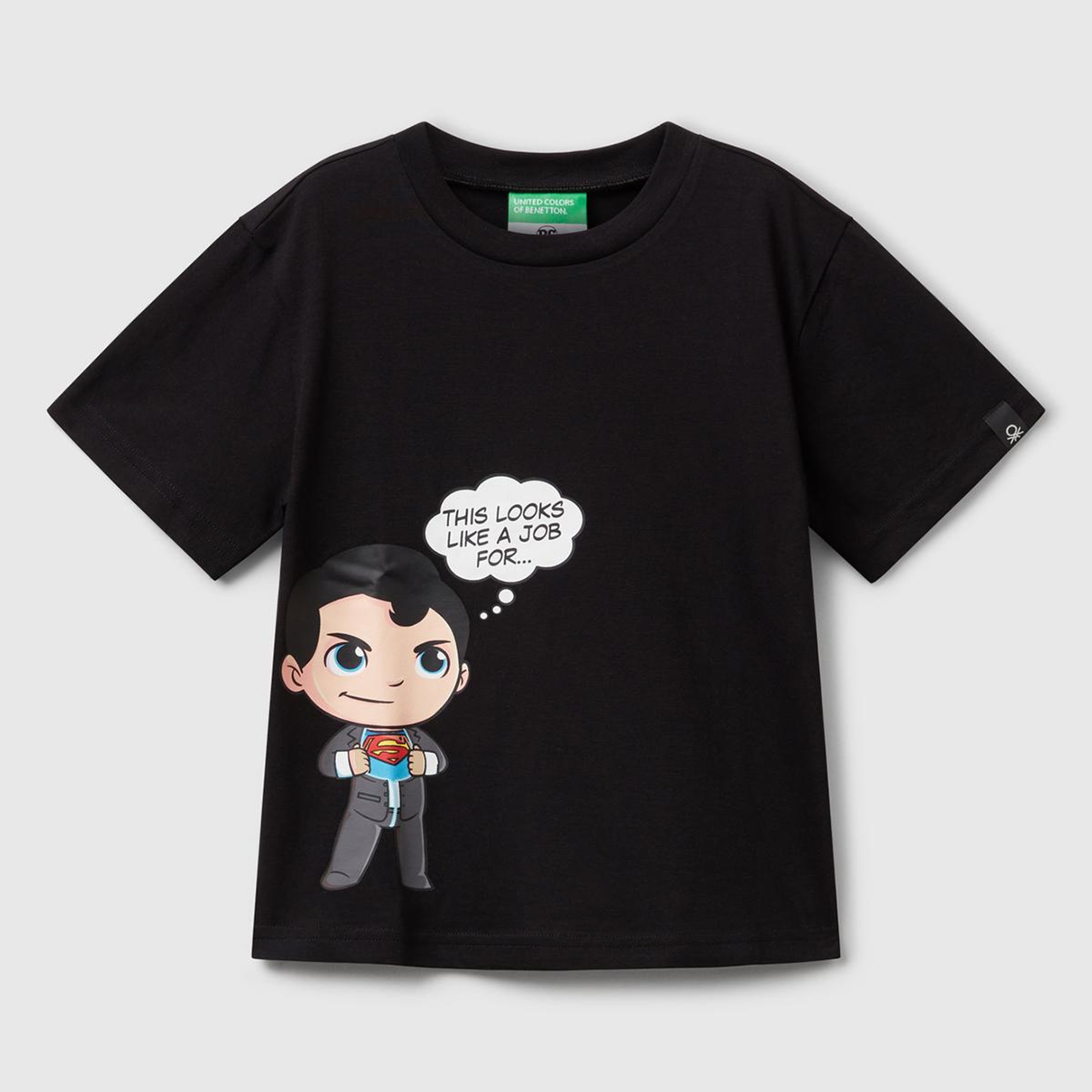 Erkek Çocuk Siyah Önü ve Arkası Superman Baskılı Logo Etiketli T-shirt