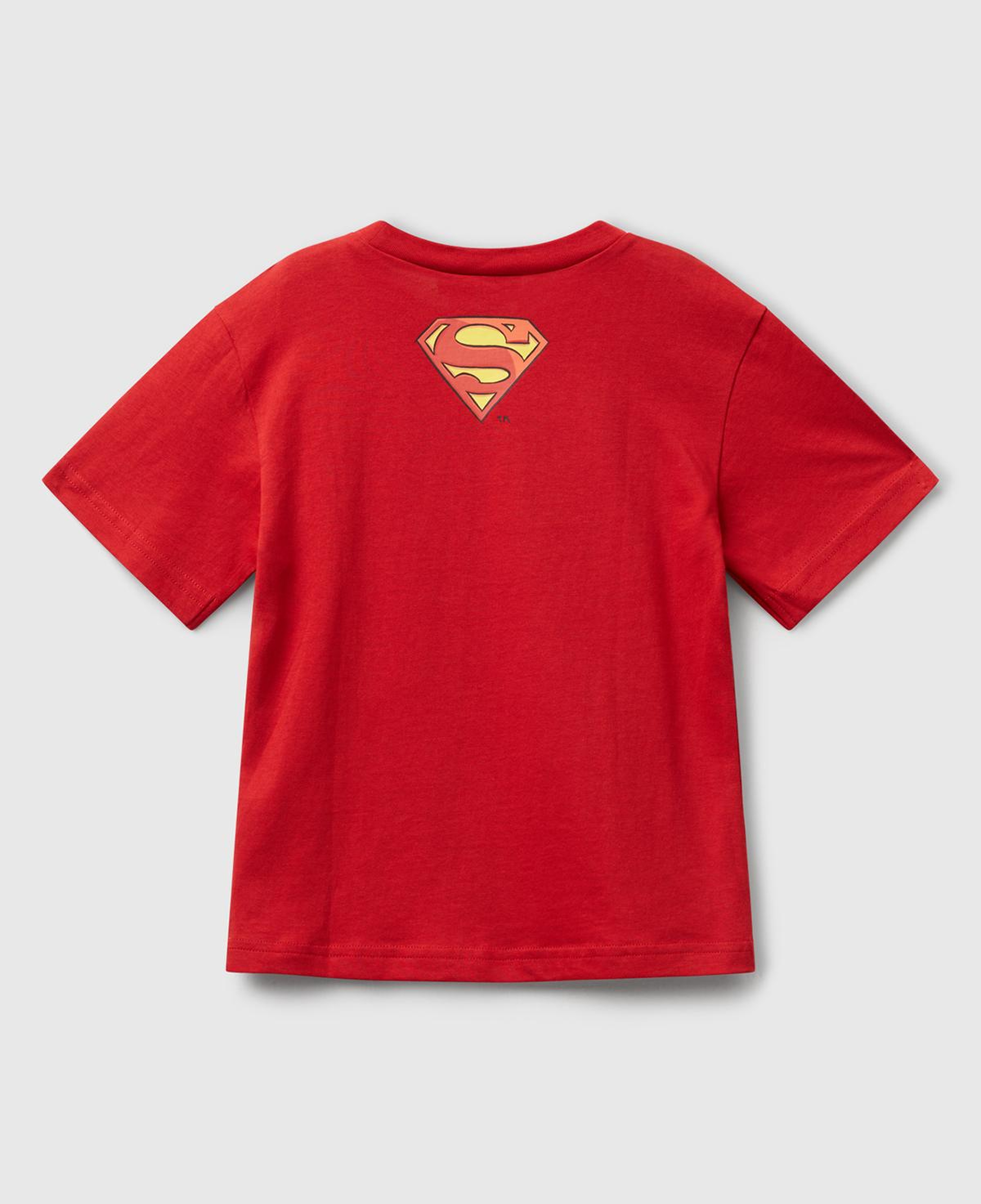 Erkek Çocuk Kırmızı Önü ve Arkası Superman Baskılı Logo Etiketli T-shirt