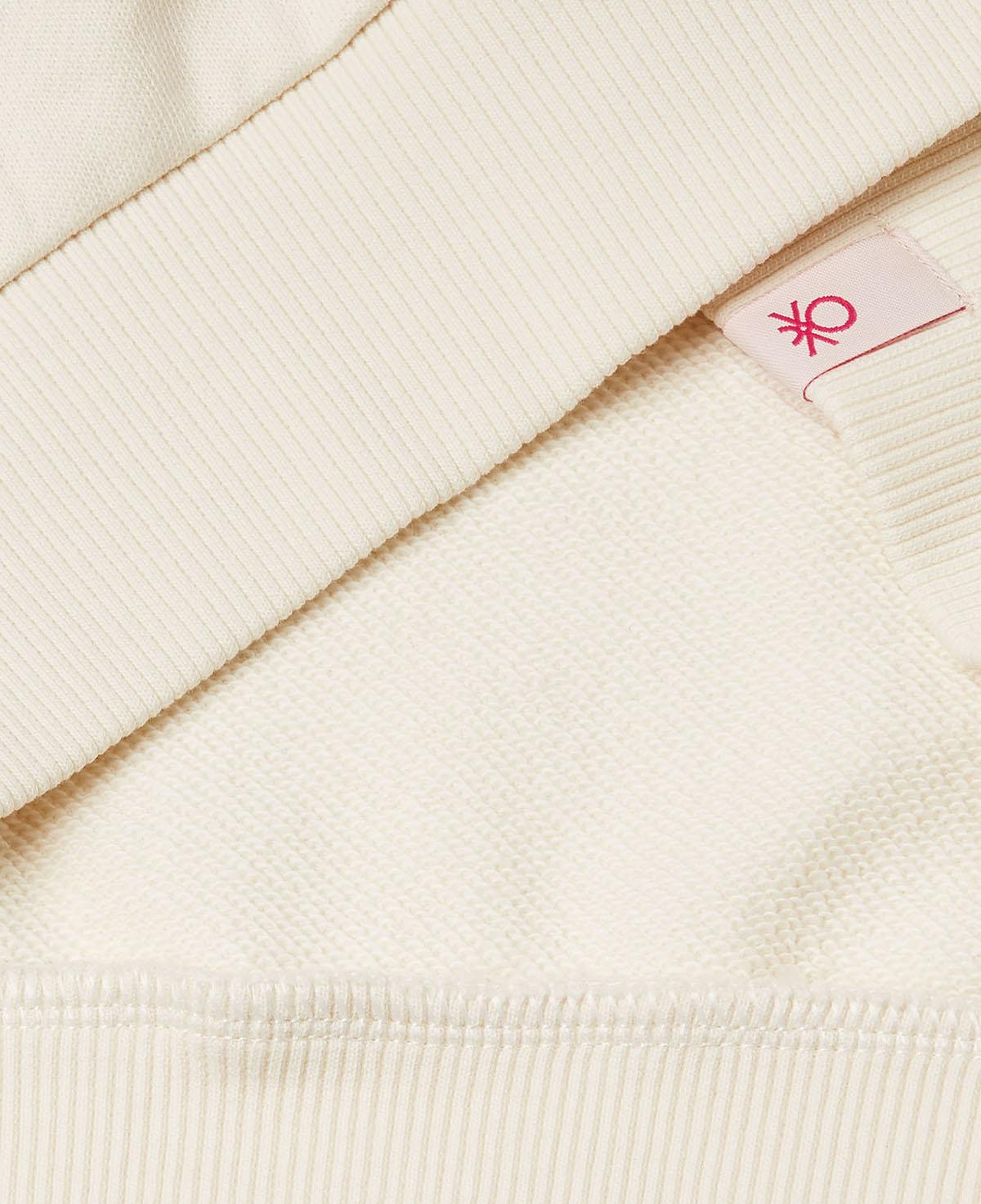 Kız Çocuk Ekru Önü Baskılı Logo Etiketli Relaxed Fit Sweatshirt
