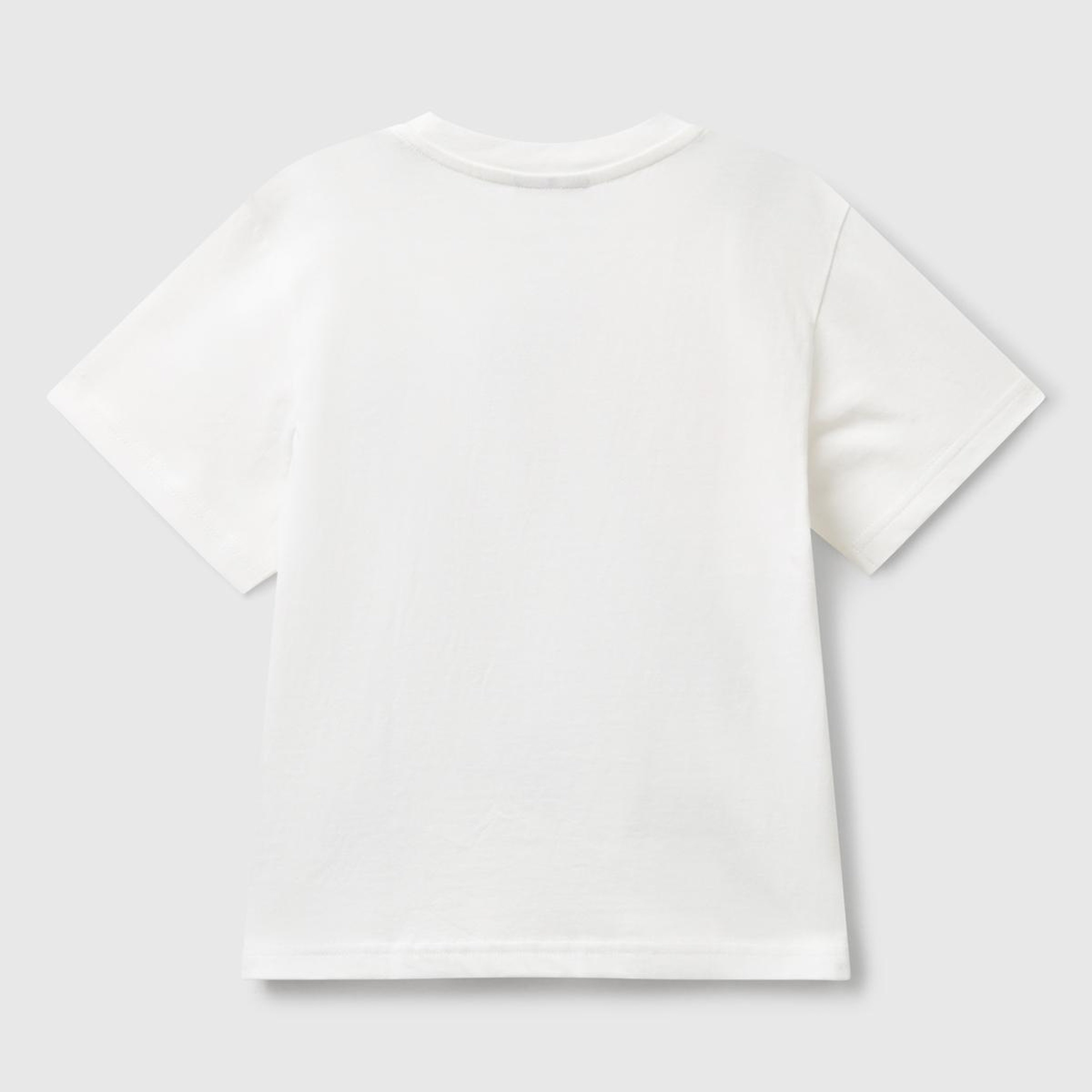 Erkek Çocuk Ekru Önü Renkli Peanuts Baskılı T-shirt