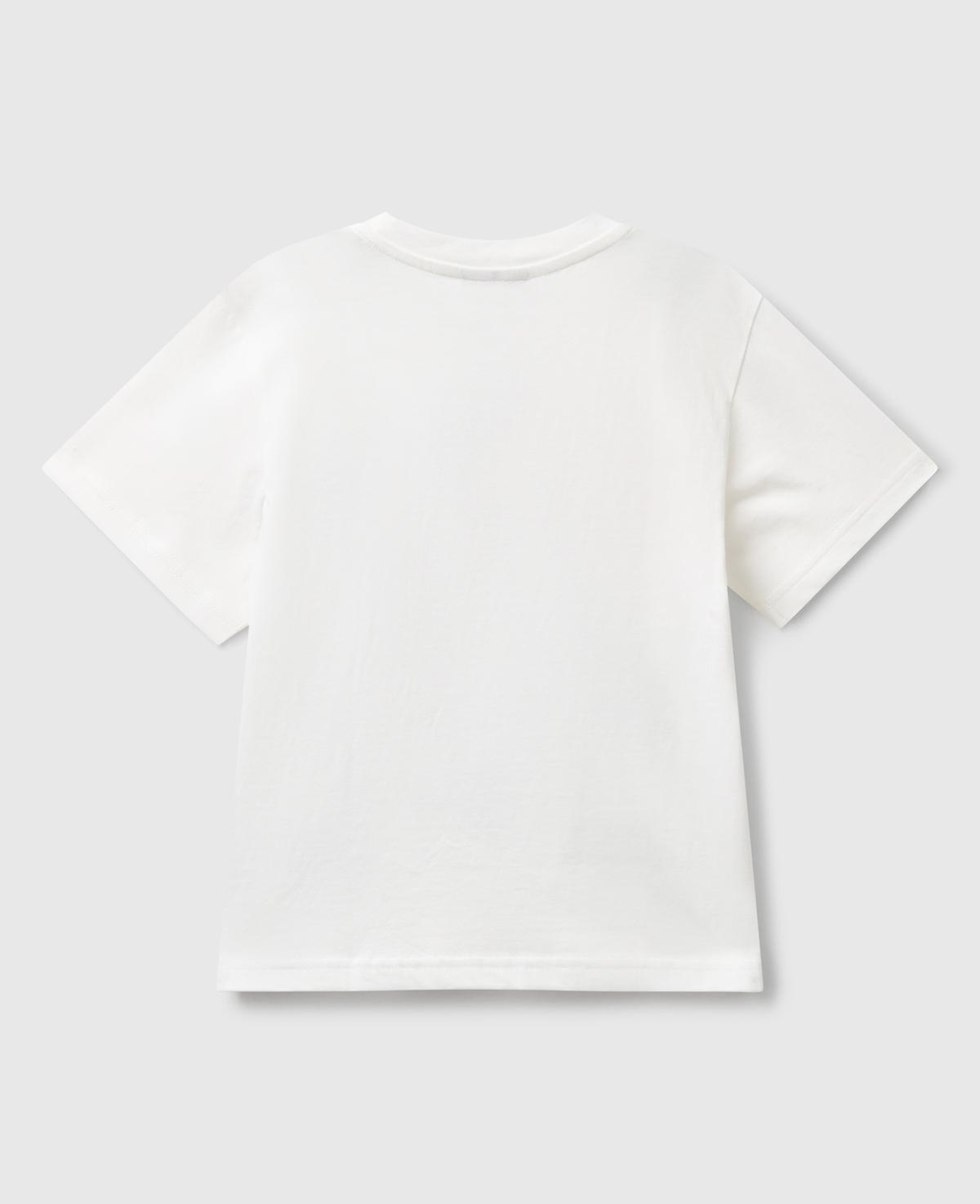 Erkek Çocuk Ekru Önü Renkli Peanuts Baskılı T-shirt