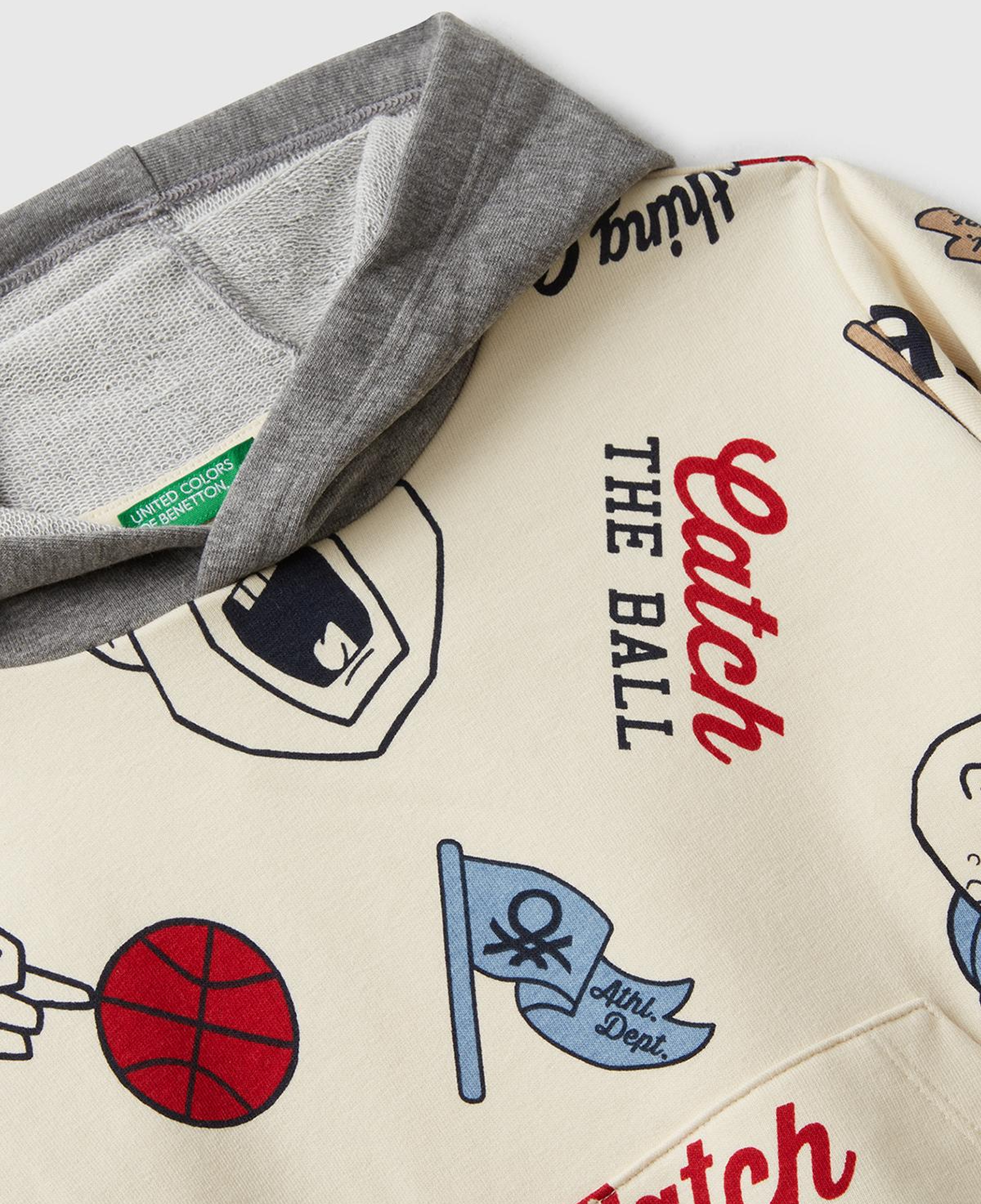 Erkek Çocuk Ekri Mix Tamamı Baskılı Önü Cepli Kapüşonlu Sweatshirt