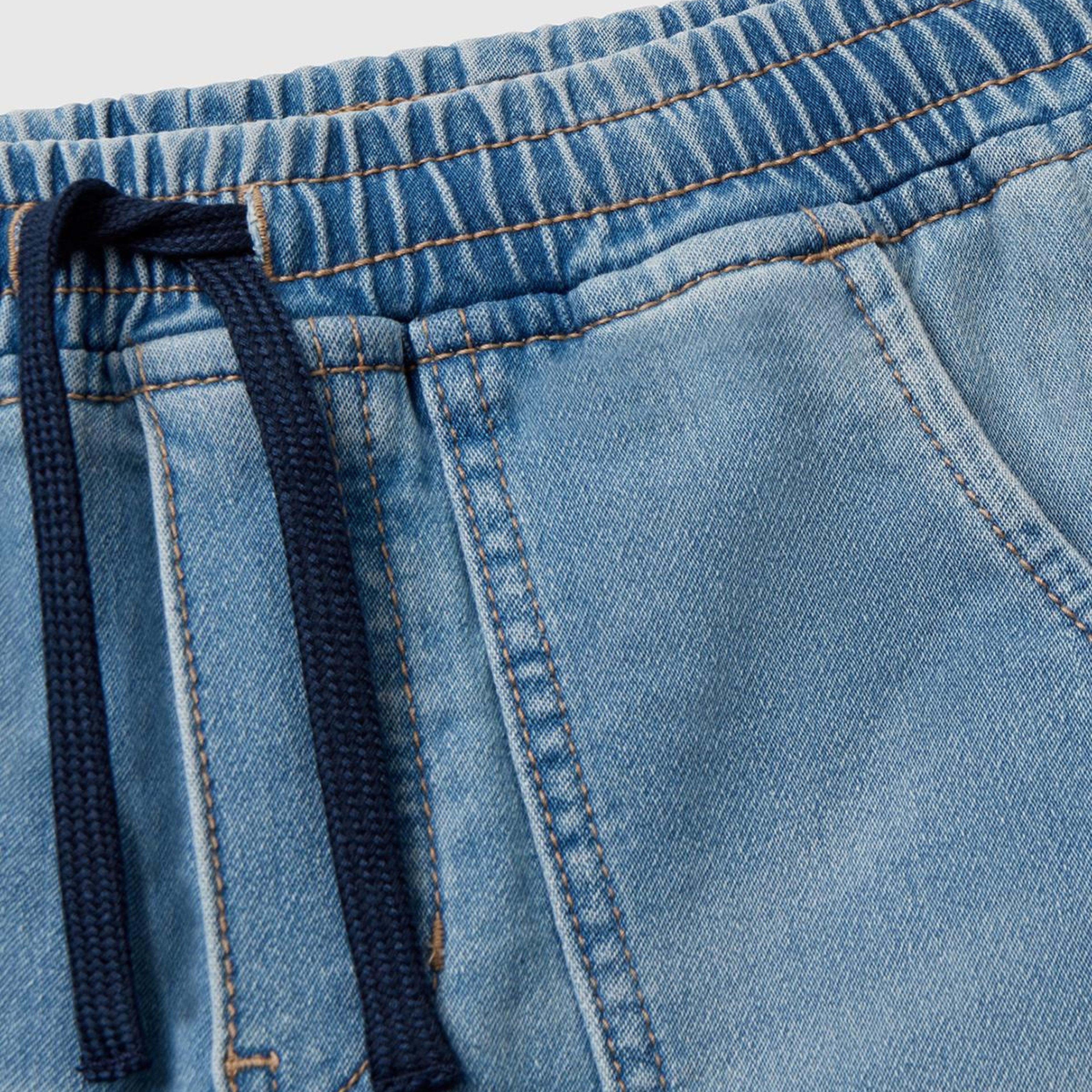 Erkek Çocuk Açık Mavi Logo Detaylı Büzgü İpli Denim Jogger Pantolon