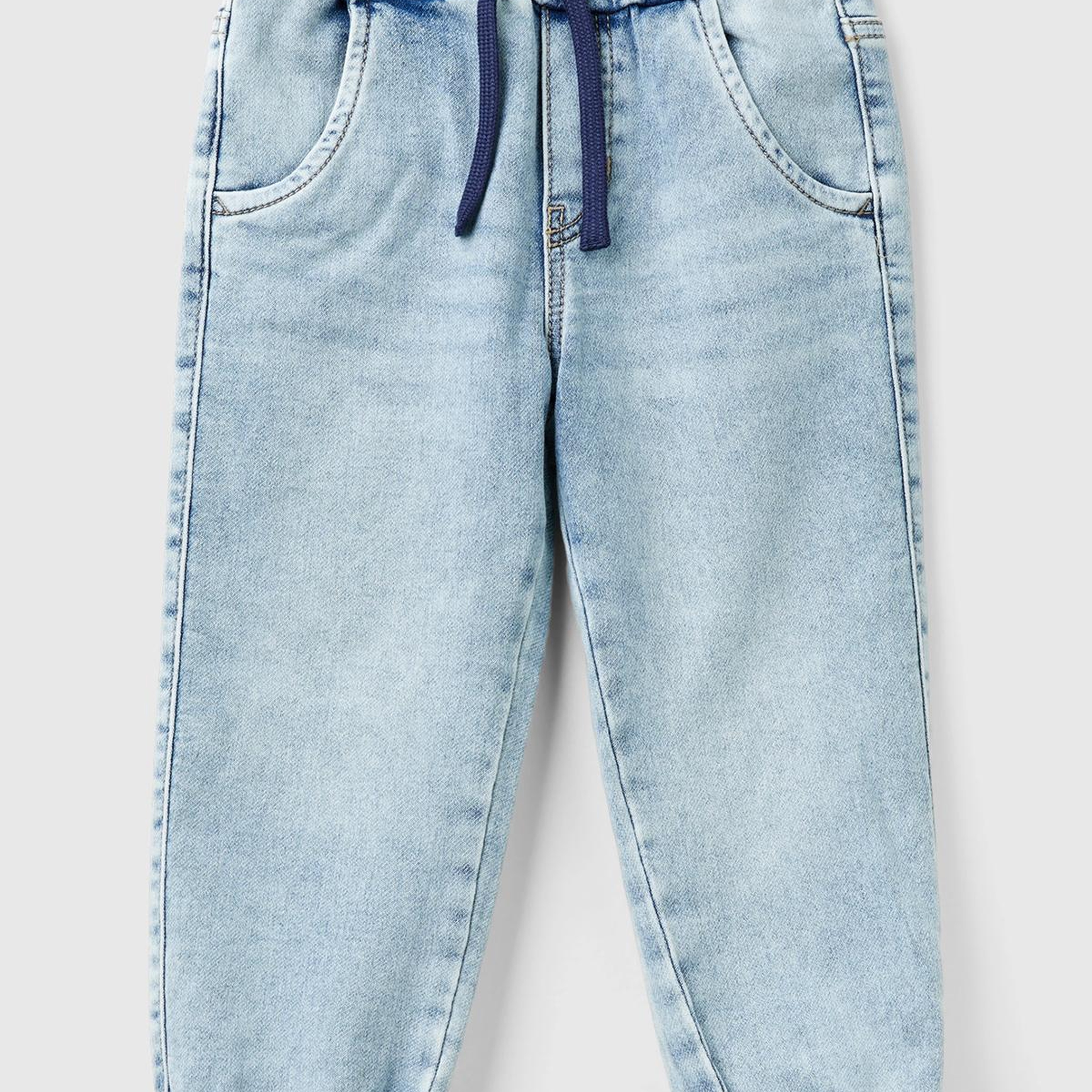 Erkek Çocuk Açık Mavi Arka Cebi Logolu Lastik Paça Ağartılmış Denim Pantolon
